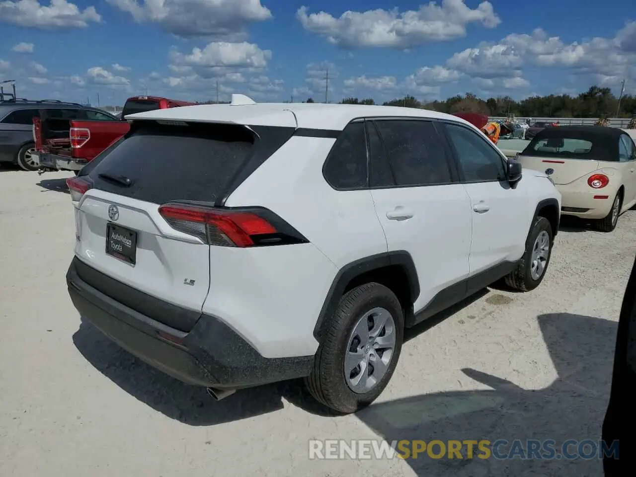 3 Photograph of a damaged car 2T3H1RFV5RC268897 TOYOTA RAV4 2024