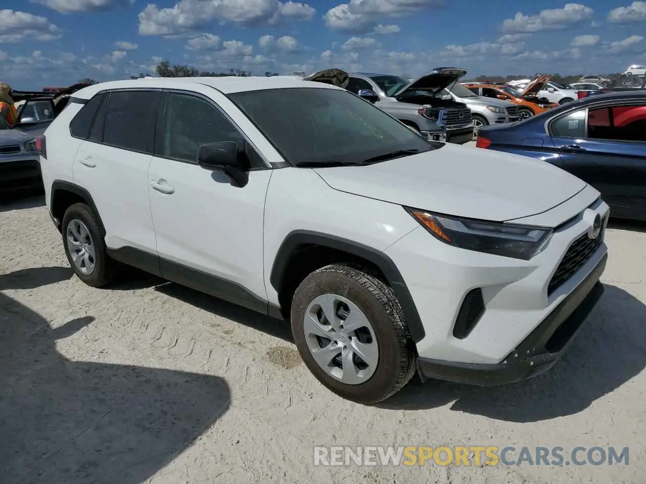 4 Photograph of a damaged car 2T3H1RFV5RC268897 TOYOTA RAV4 2024