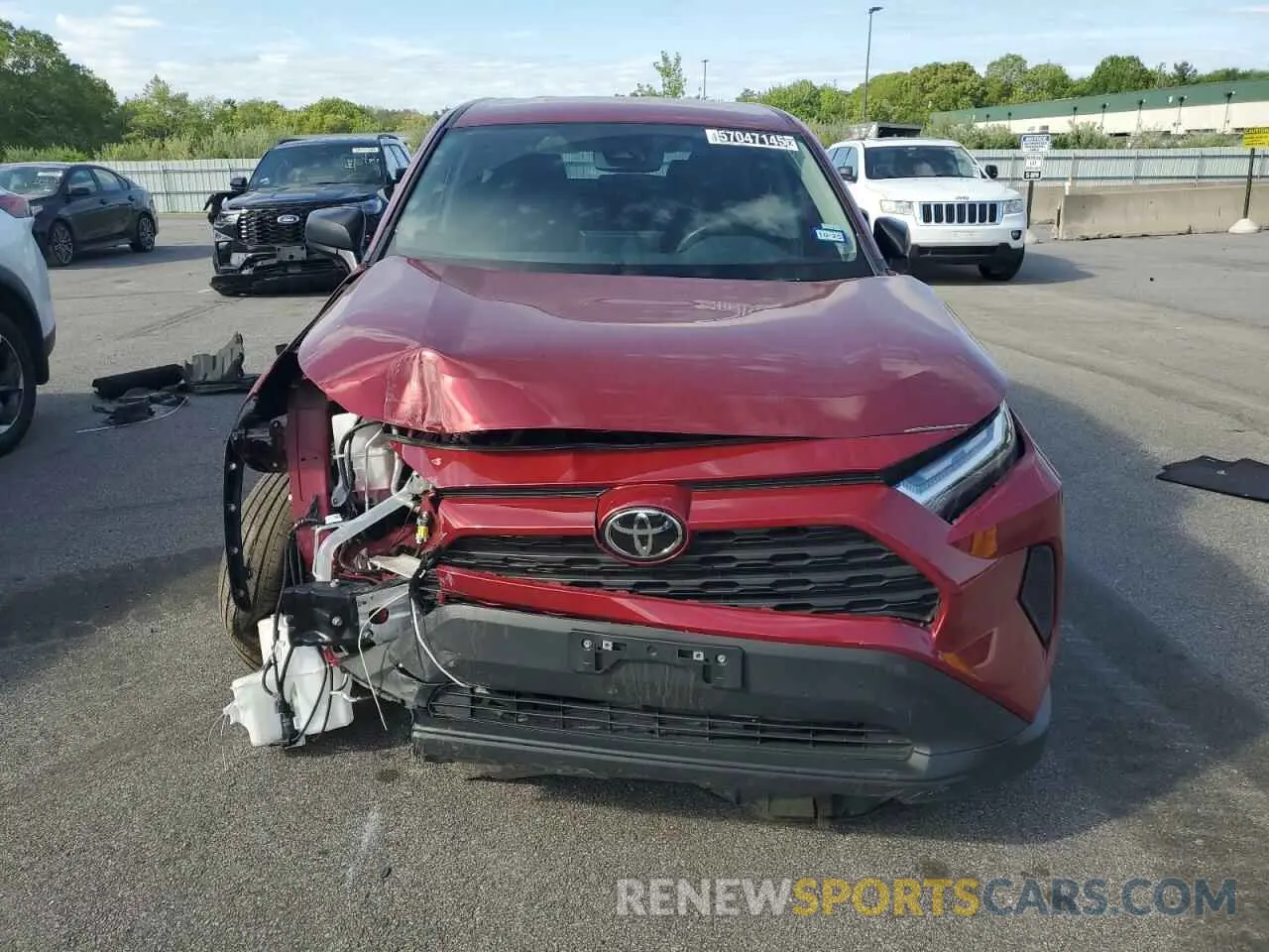 5 Photograph of a damaged car 2T3H1RFV5RW302657 TOYOTA RAV4 2024