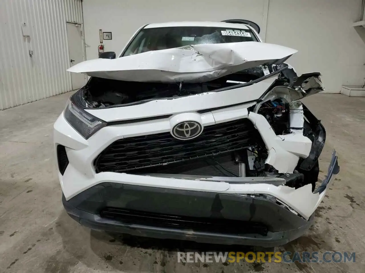 5 Photograph of a damaged car 2T3H1RFV5RW307227 TOYOTA RAV4 2024