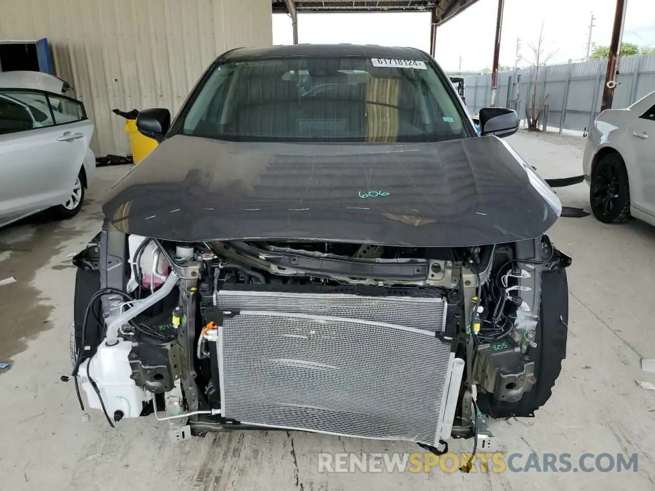 5 Photograph of a damaged car 2T3H1RFV5RW325517 TOYOTA RAV4 2024