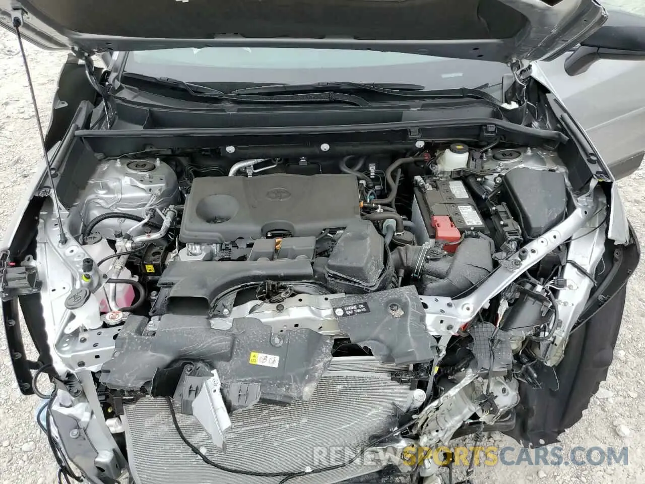 12 Photograph of a damaged car 2T3H1RFV5RW330071 TOYOTA RAV4 2024