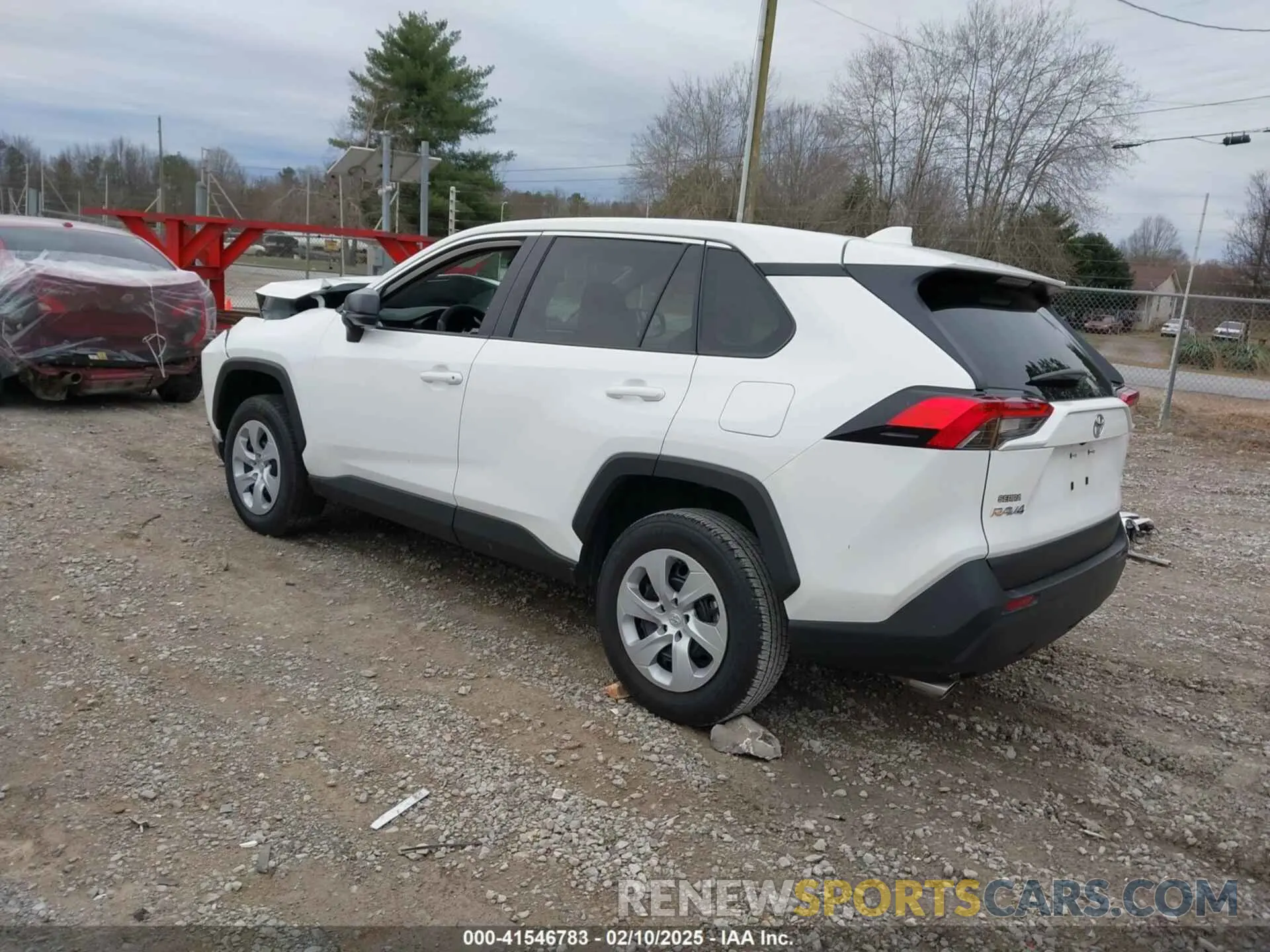 3 Photograph of a damaged car 2T3H1RFV6RC293484 TOYOTA RAV4 2024