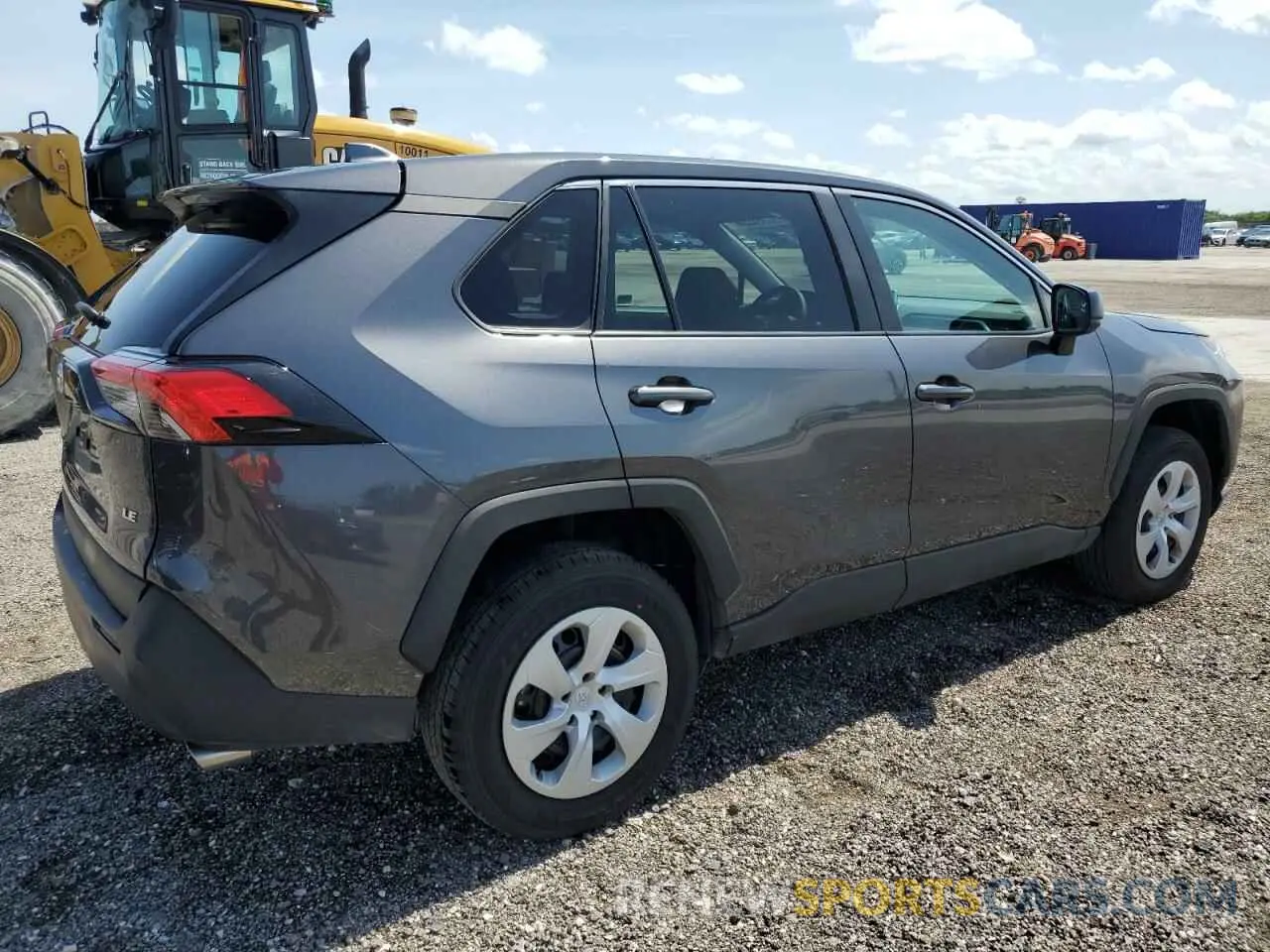 3 Photograph of a damaged car 2T3H1RFV6RW329902 TOYOTA RAV4 2024