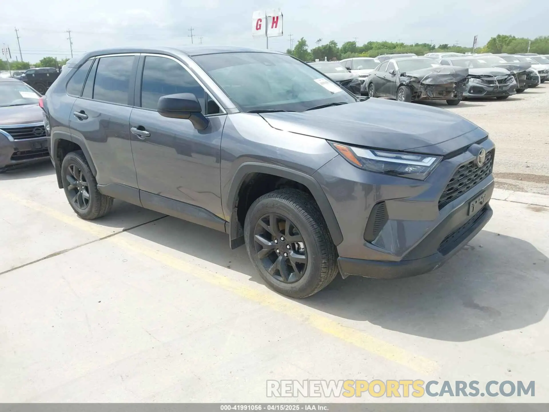 1 Photograph of a damaged car 2T3H1RFV7RC275981 TOYOTA RAV4 2024