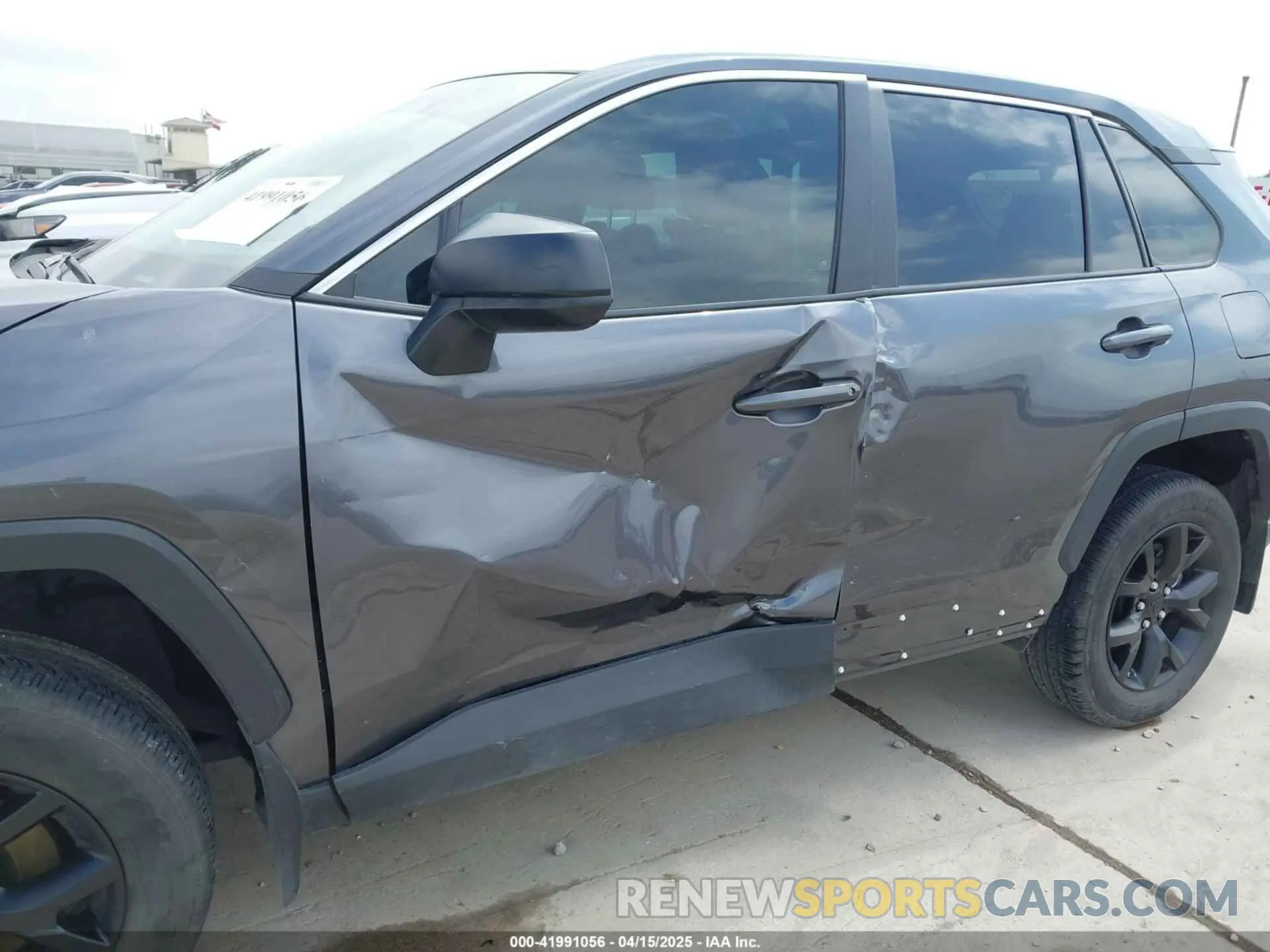6 Photograph of a damaged car 2T3H1RFV7RC275981 TOYOTA RAV4 2024