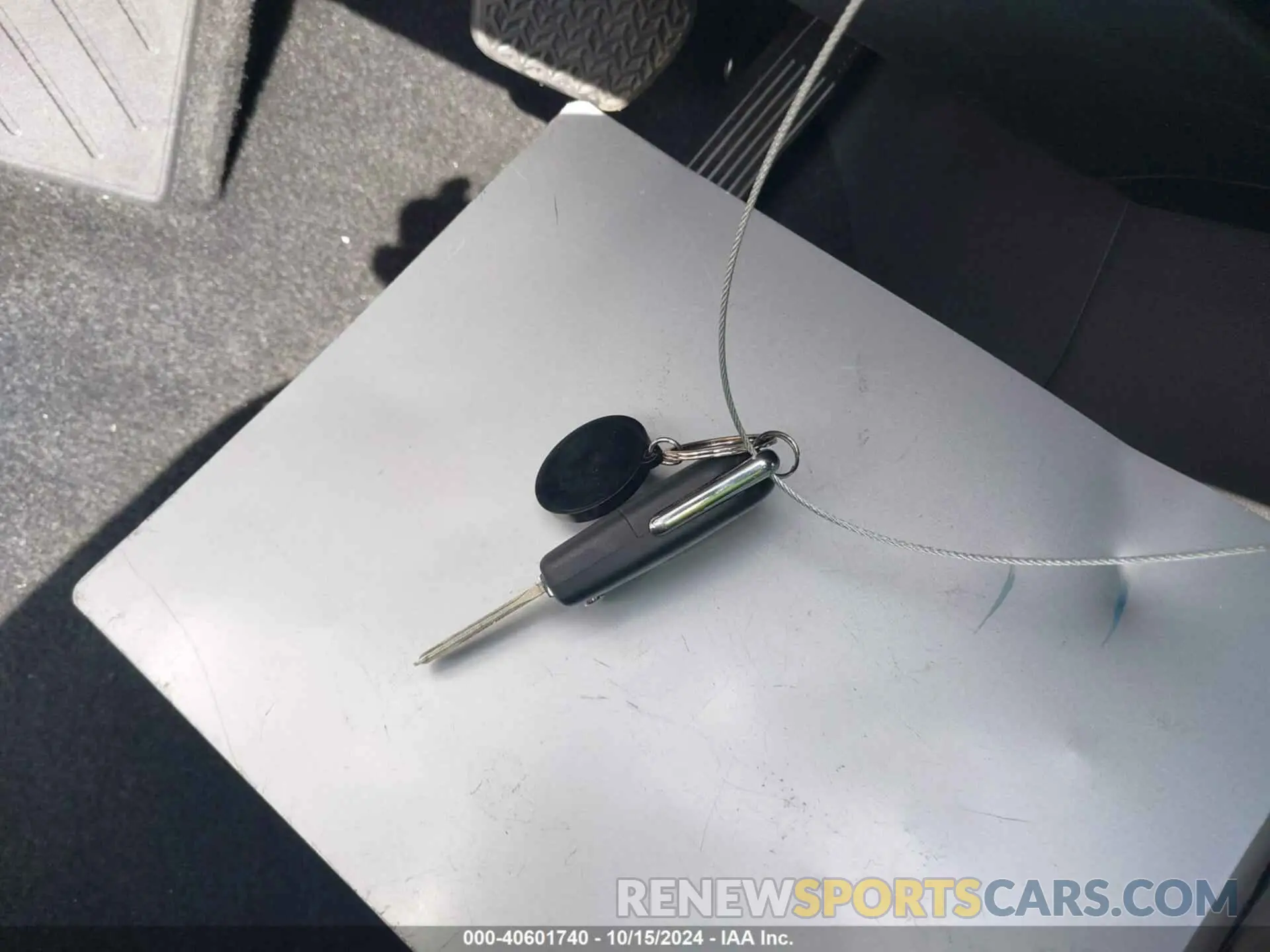 11 Photograph of a damaged car 2T3H1RFV7RC279464 TOYOTA RAV4 2024