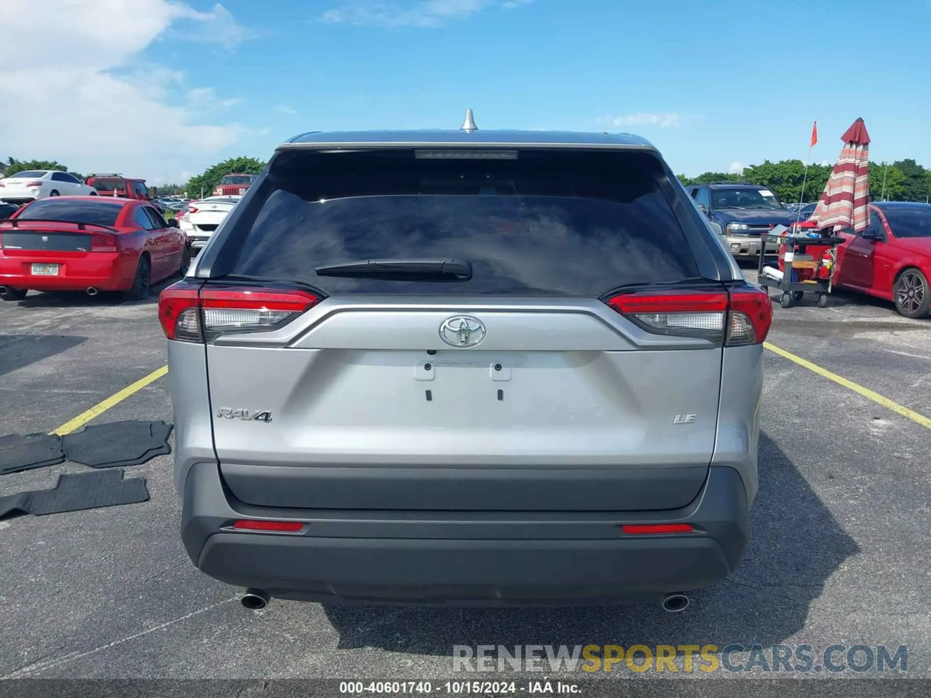 16 Photograph of a damaged car 2T3H1RFV7RC279464 TOYOTA RAV4 2024