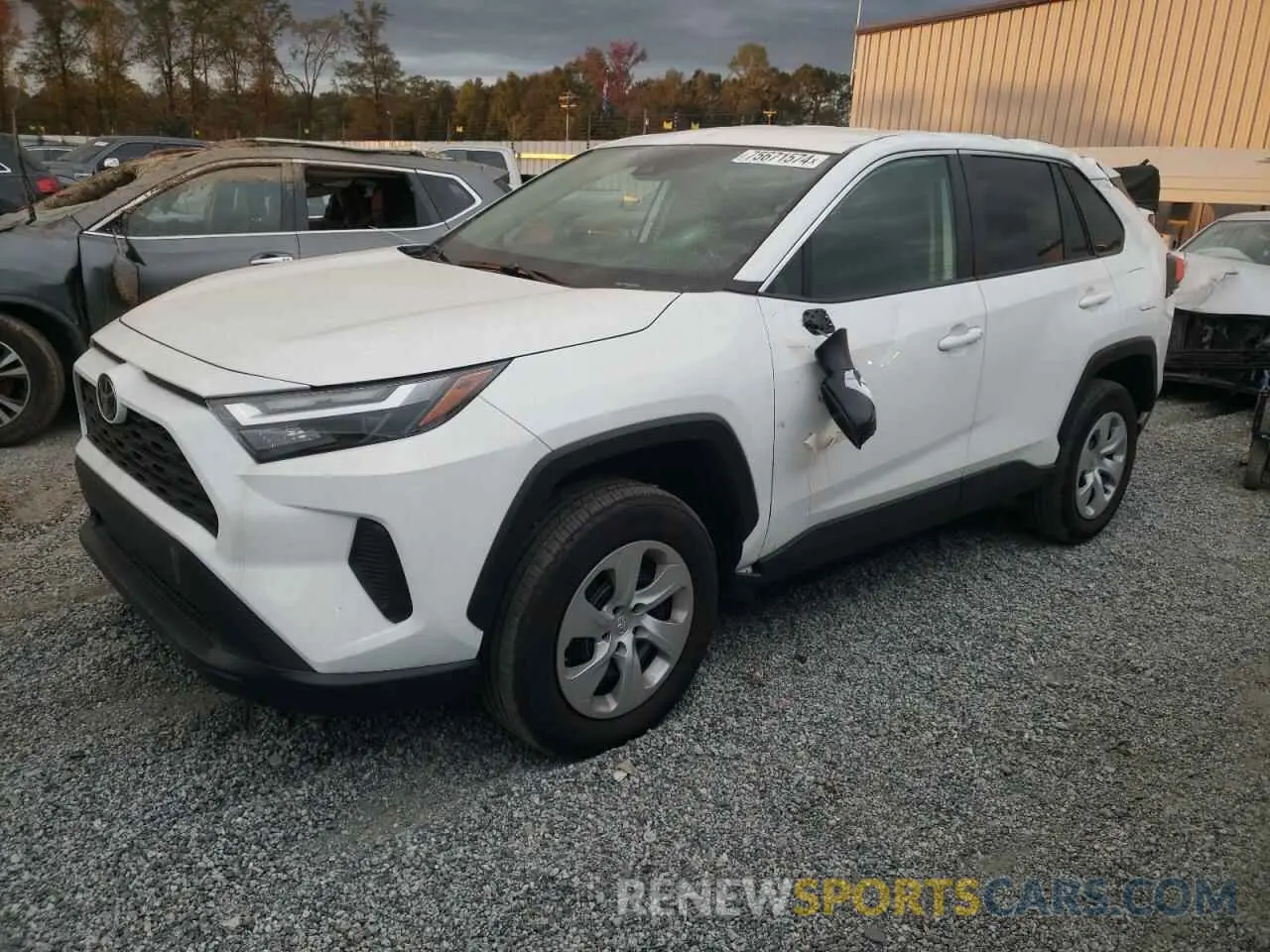 1 Photograph of a damaged car 2T3H1RFV7RW309318 TOYOTA RAV4 2024