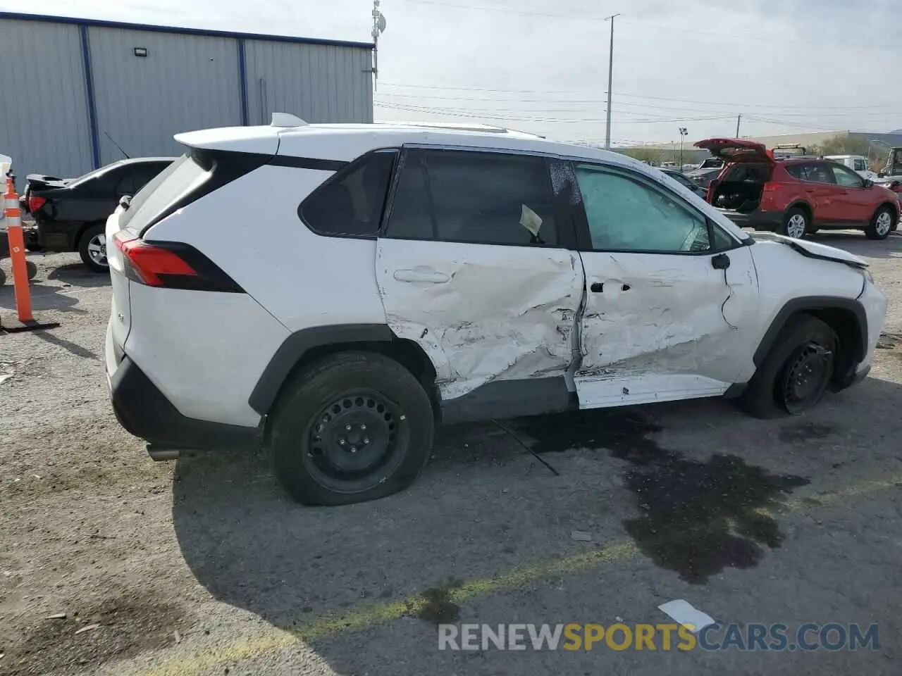 3 Photograph of a damaged car 2T3H1RFV7RW315846 TOYOTA RAV4 2024