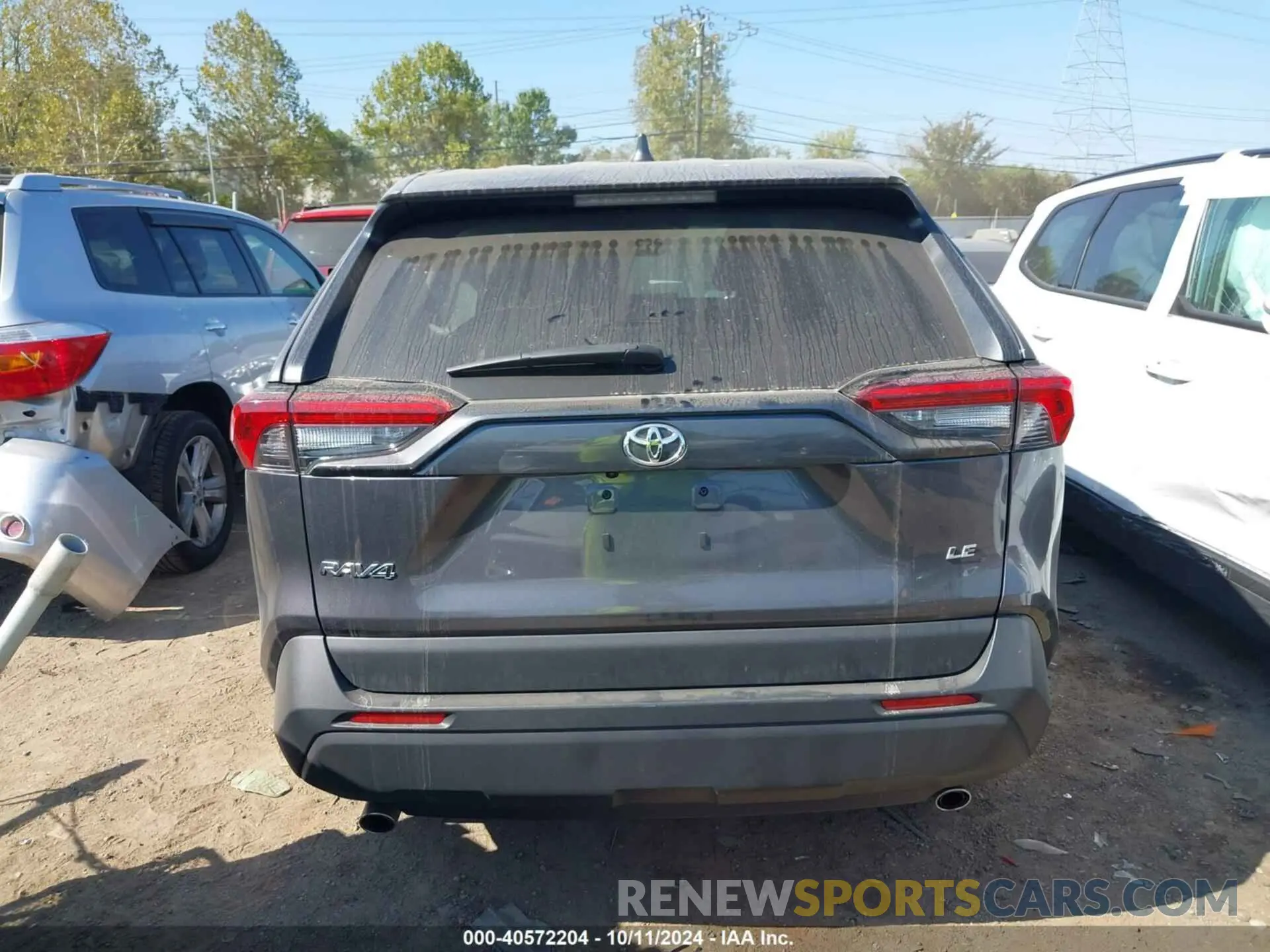 17 Photograph of a damaged car 2T3H1RFV8RC267713 TOYOTA RAV4 2024