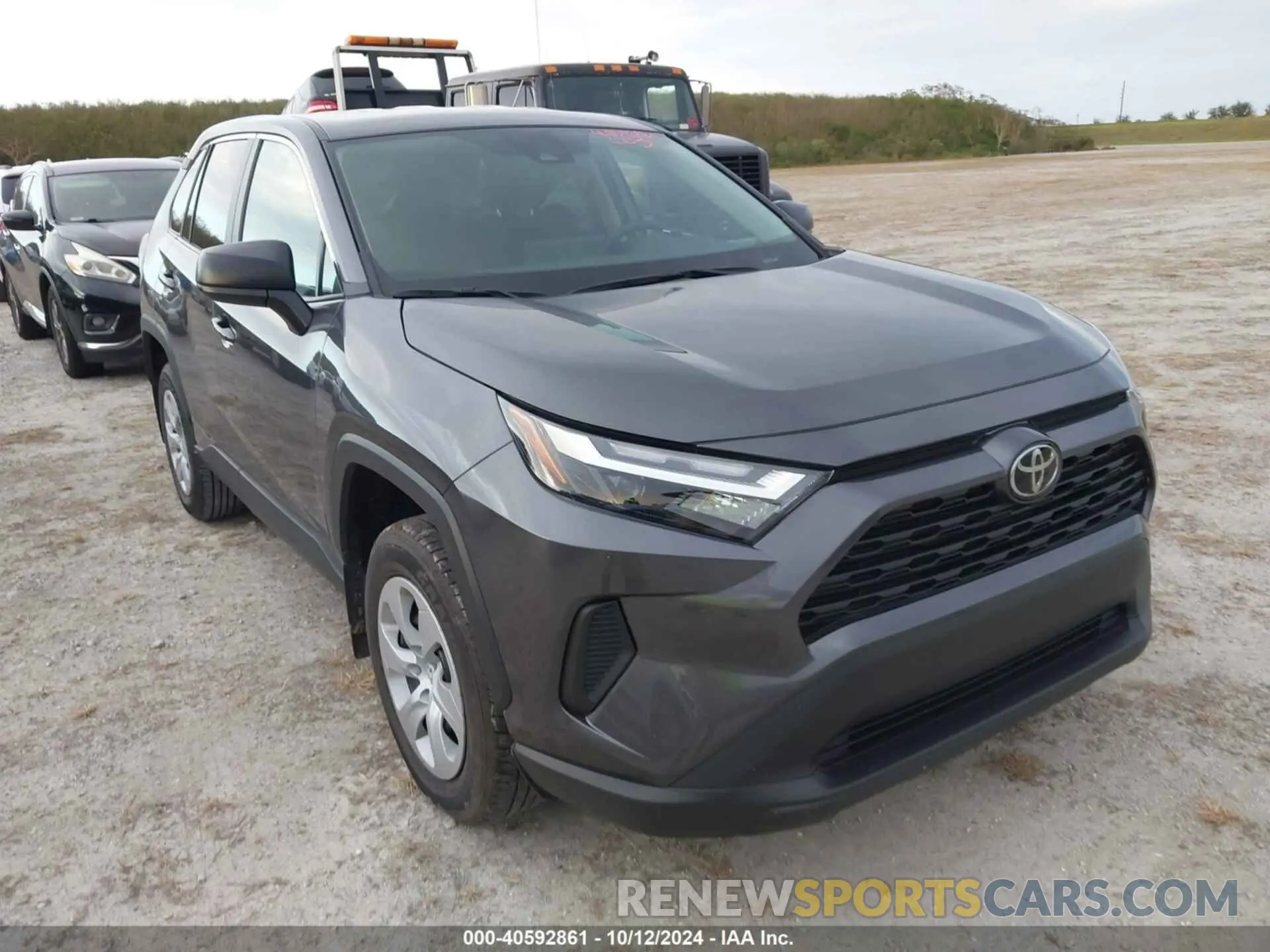 1 Photograph of a damaged car 2T3H1RFV8RC279568 TOYOTA RAV4 2024
