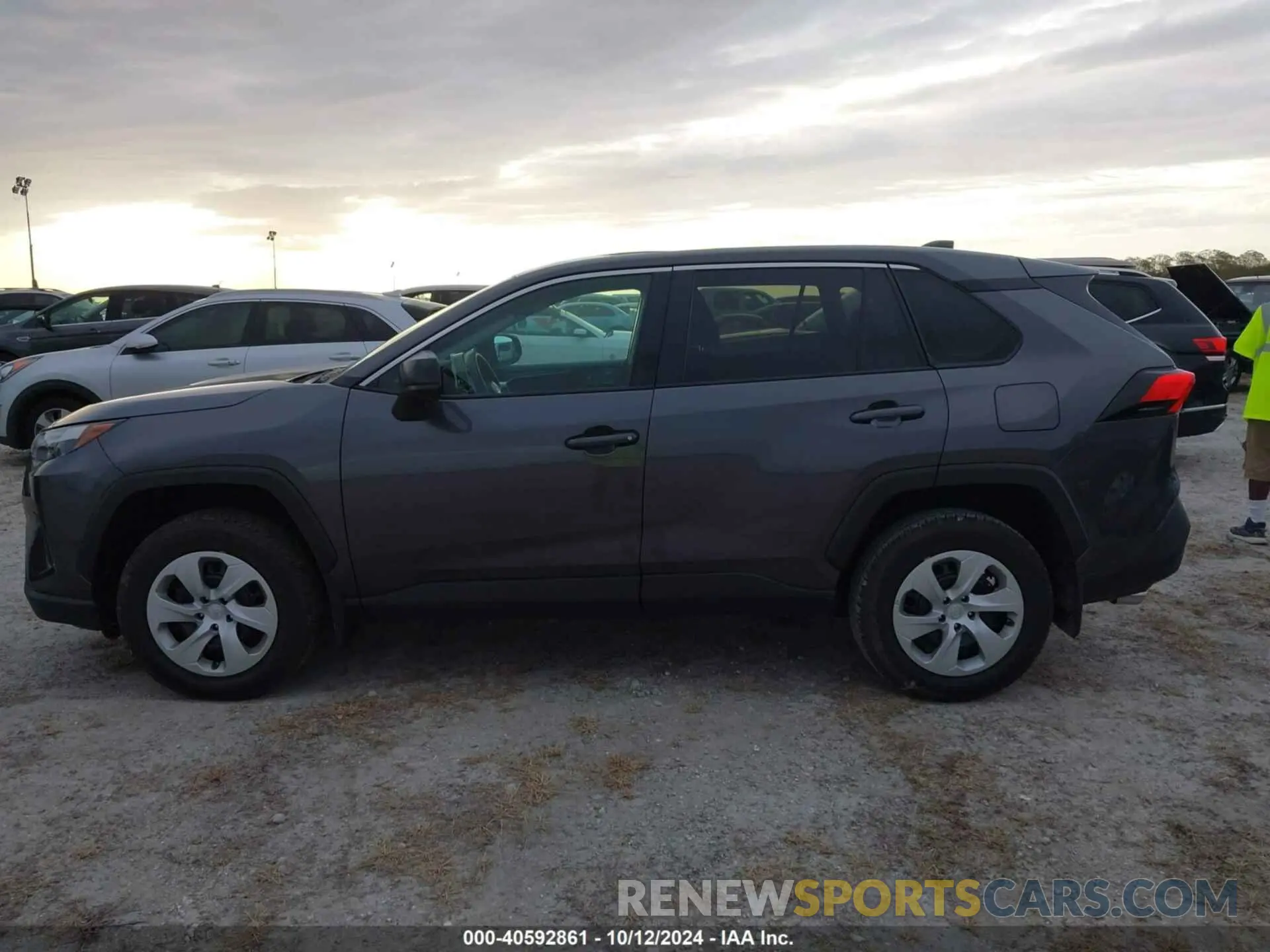 14 Photograph of a damaged car 2T3H1RFV8RC279568 TOYOTA RAV4 2024