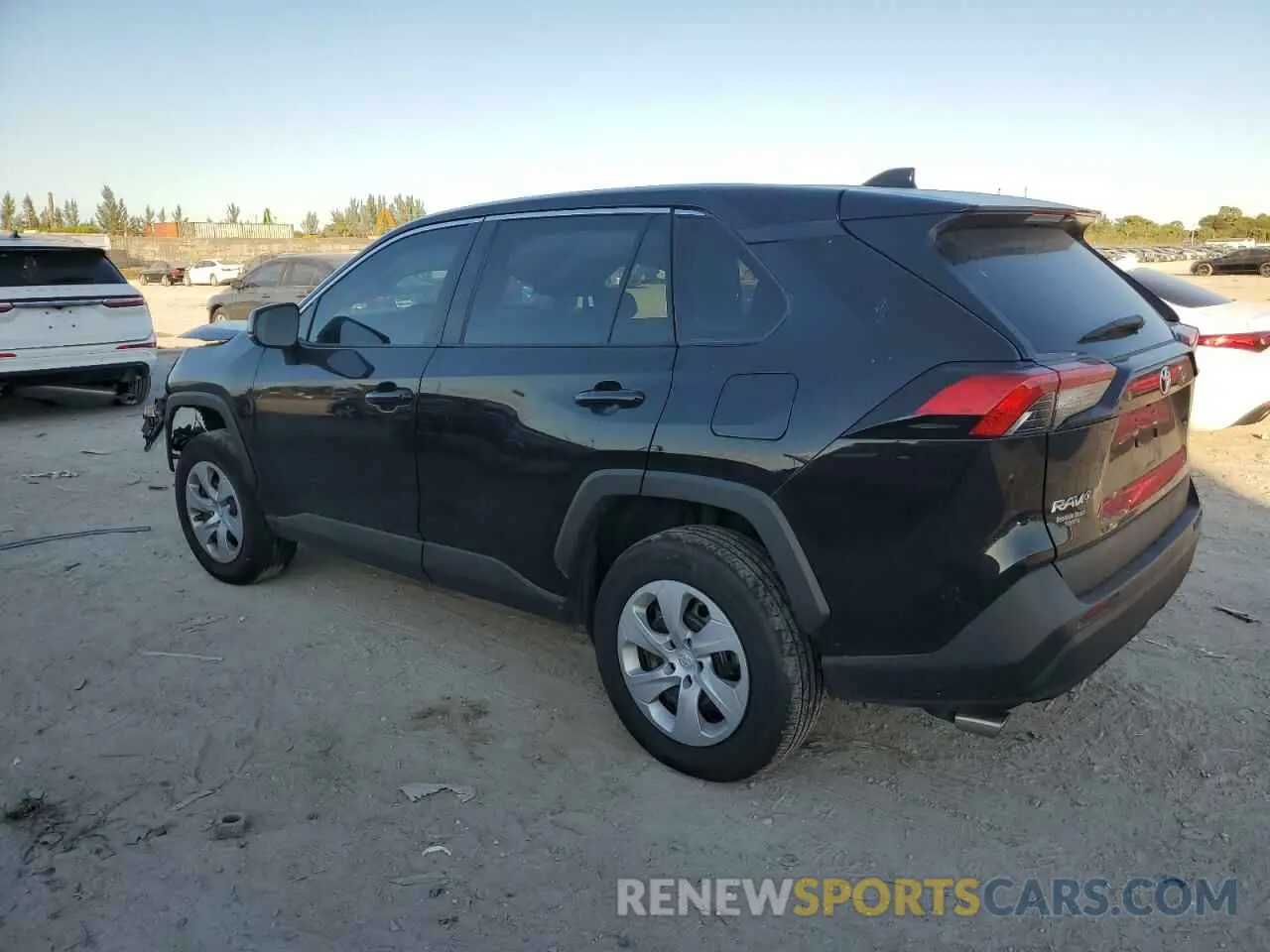 2 Photograph of a damaged car 2T3H1RFV8RW315256 TOYOTA RAV4 2024