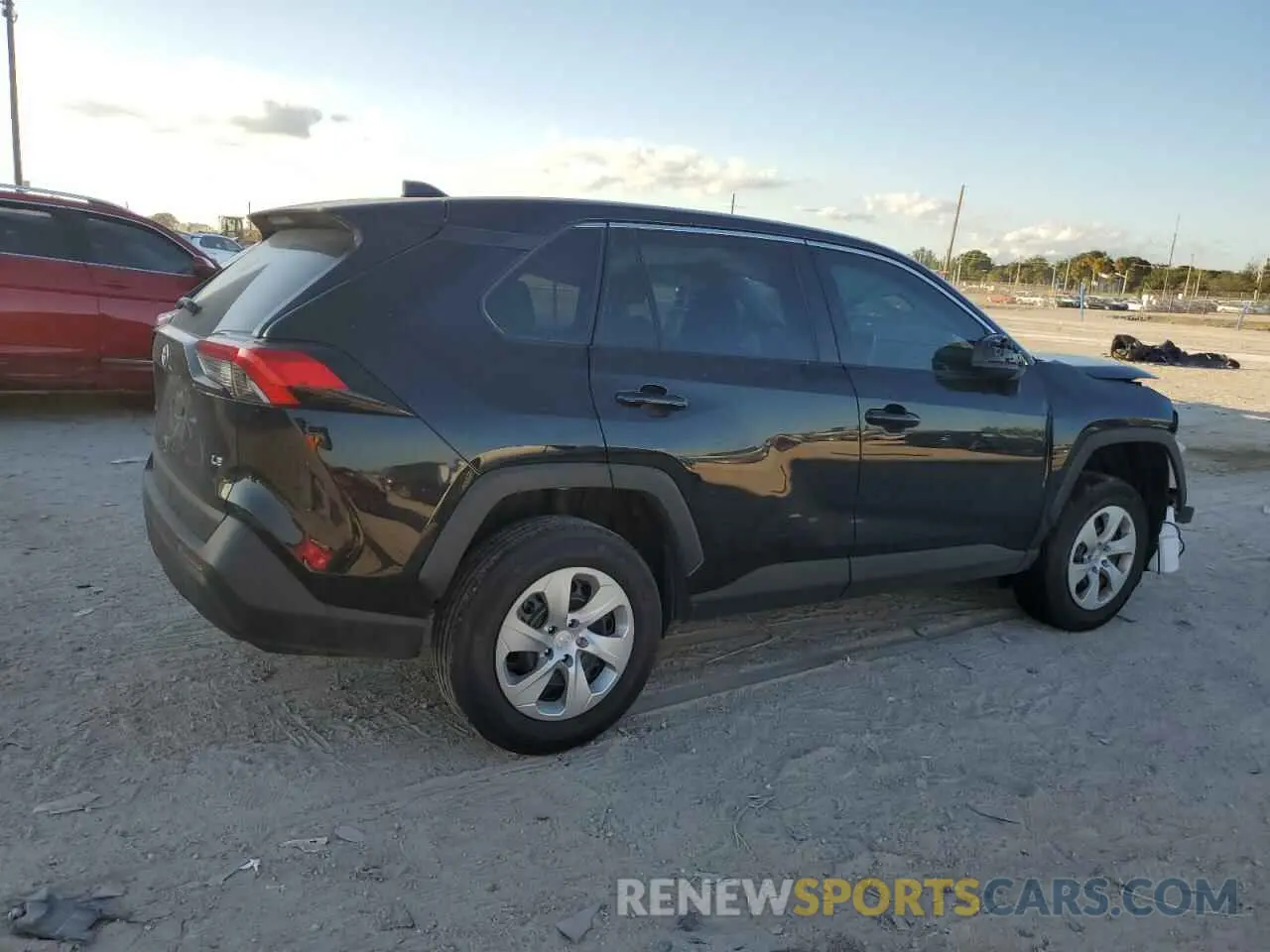 3 Photograph of a damaged car 2T3H1RFV8RW315256 TOYOTA RAV4 2024