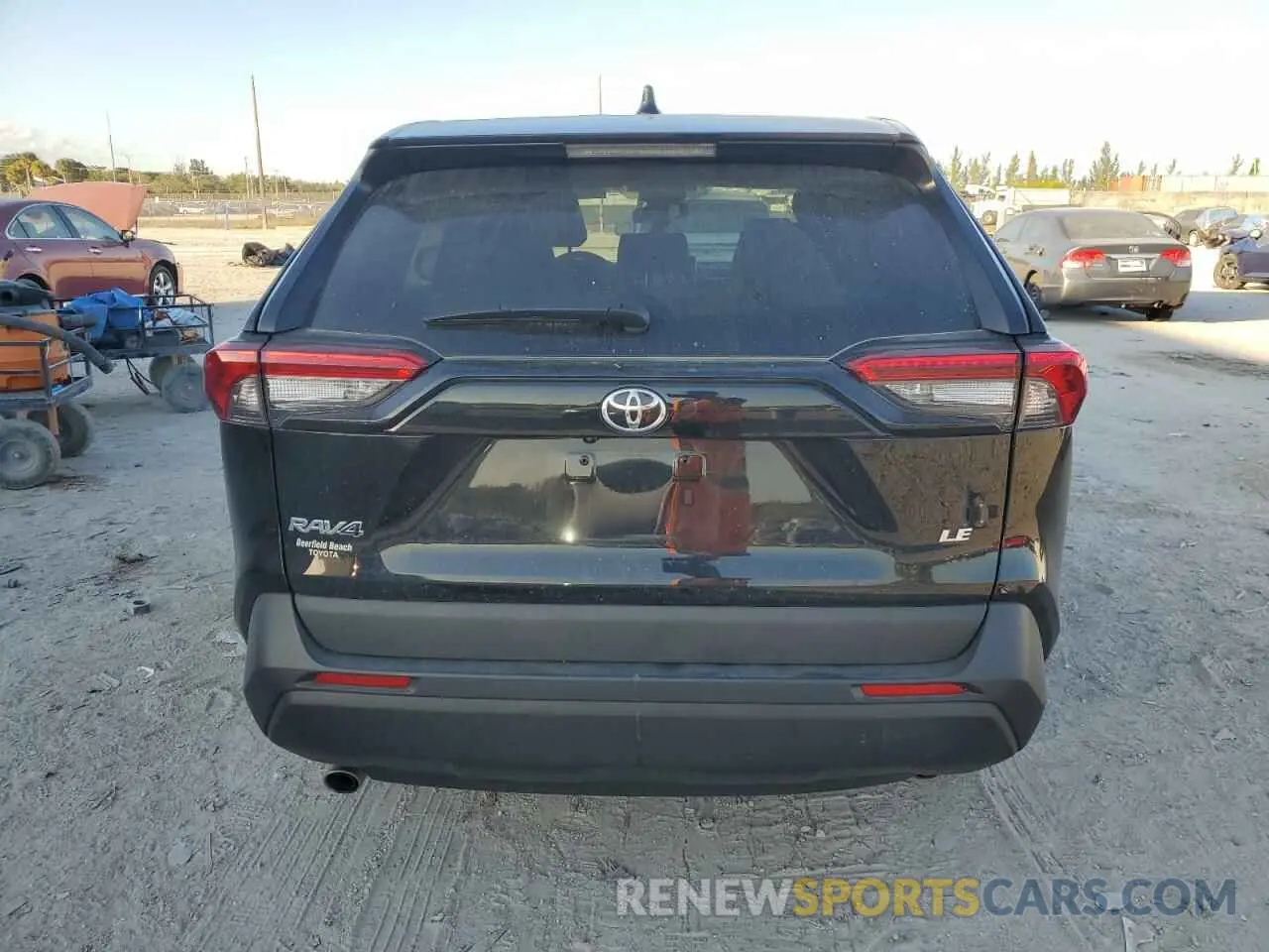 6 Photograph of a damaged car 2T3H1RFV8RW315256 TOYOTA RAV4 2024