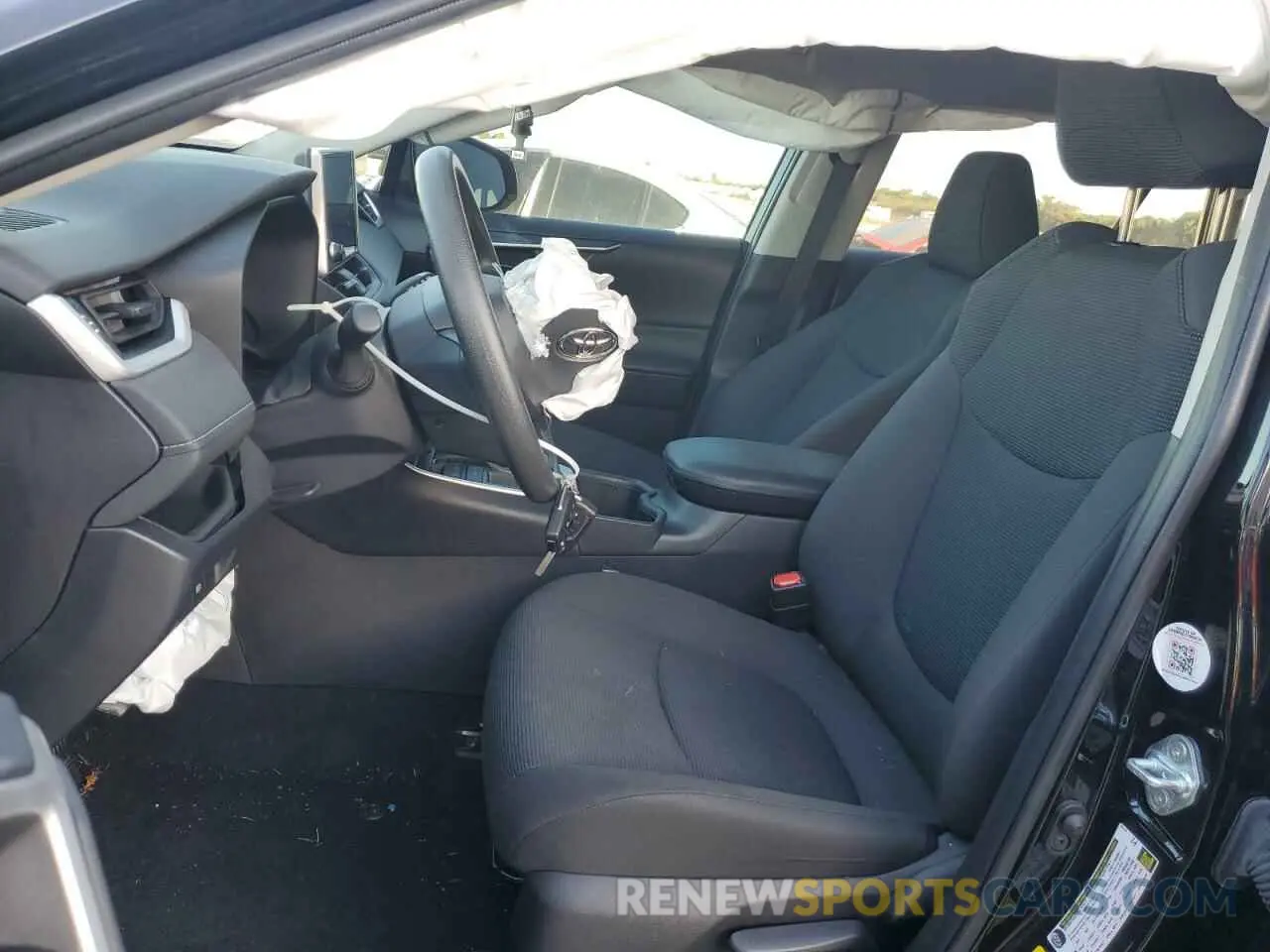 7 Photograph of a damaged car 2T3H1RFV8RW315256 TOYOTA RAV4 2024