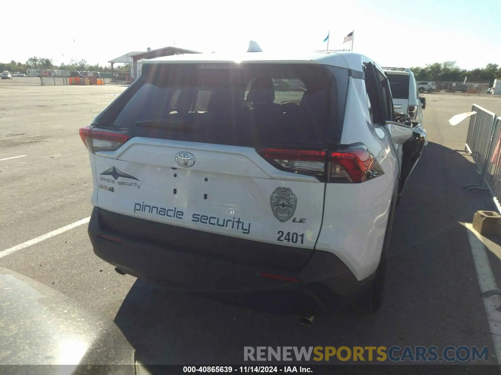 16 Photograph of a damaged car 2T3H1RFV9RC264318 TOYOTA RAV4 2024