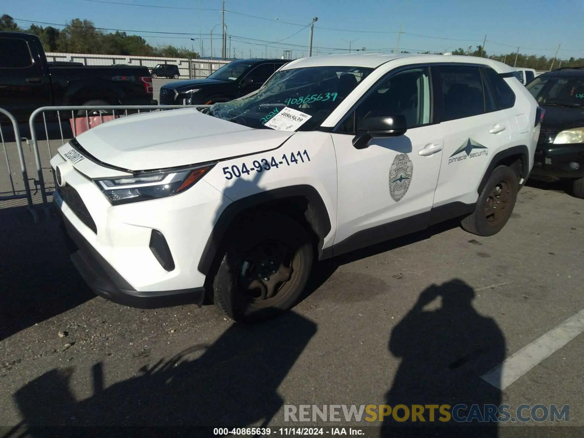 2 Photograph of a damaged car 2T3H1RFV9RC264318 TOYOTA RAV4 2024