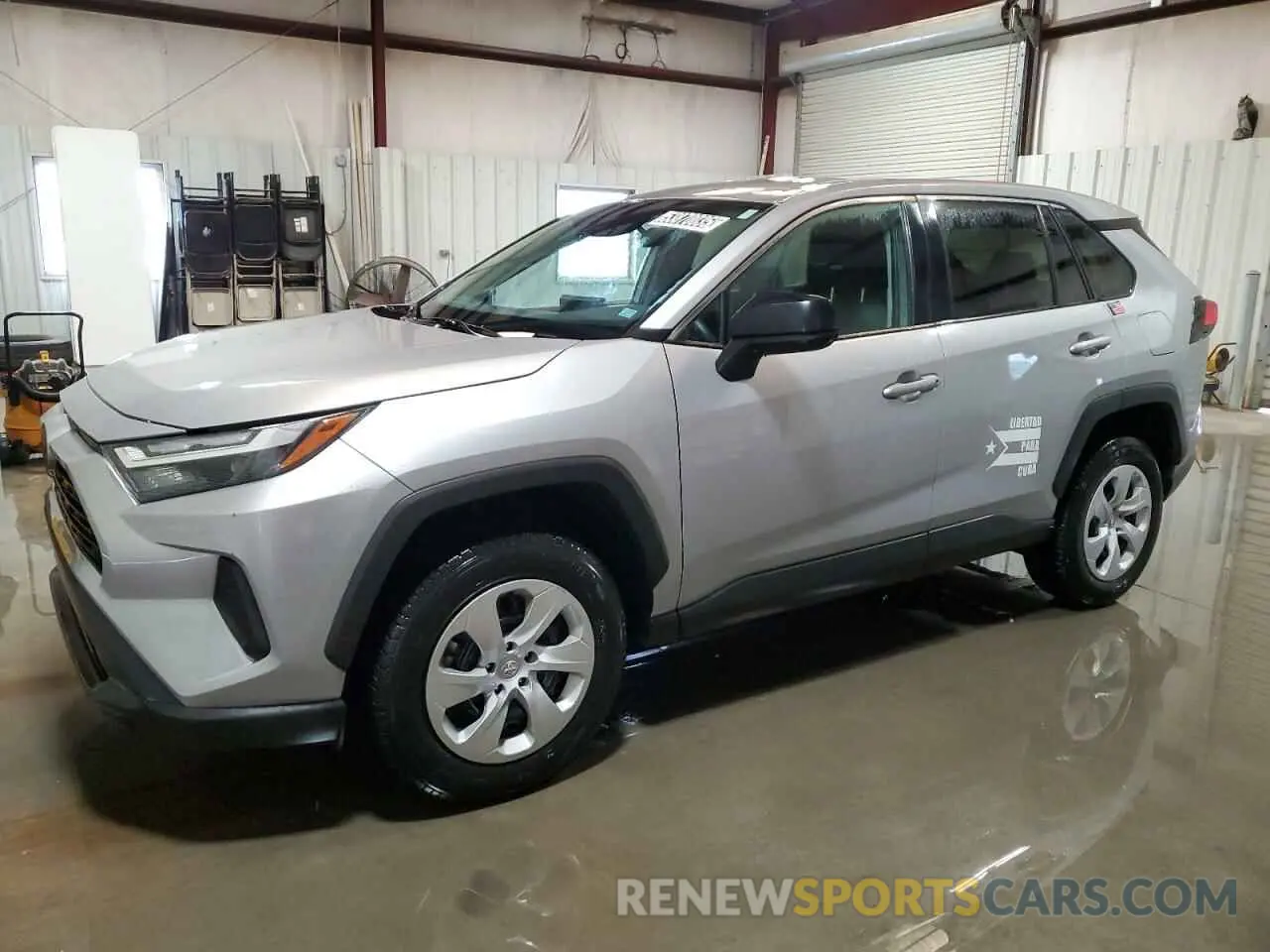 1 Photograph of a damaged car 2T3H1RFV9RC264772 TOYOTA RAV4 2024
