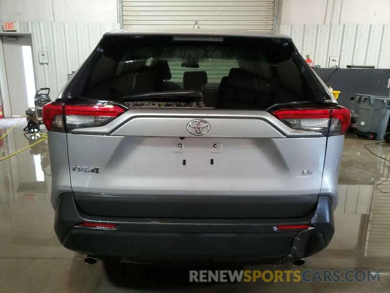 6 Photograph of a damaged car 2T3H1RFV9RC264772 TOYOTA RAV4 2024