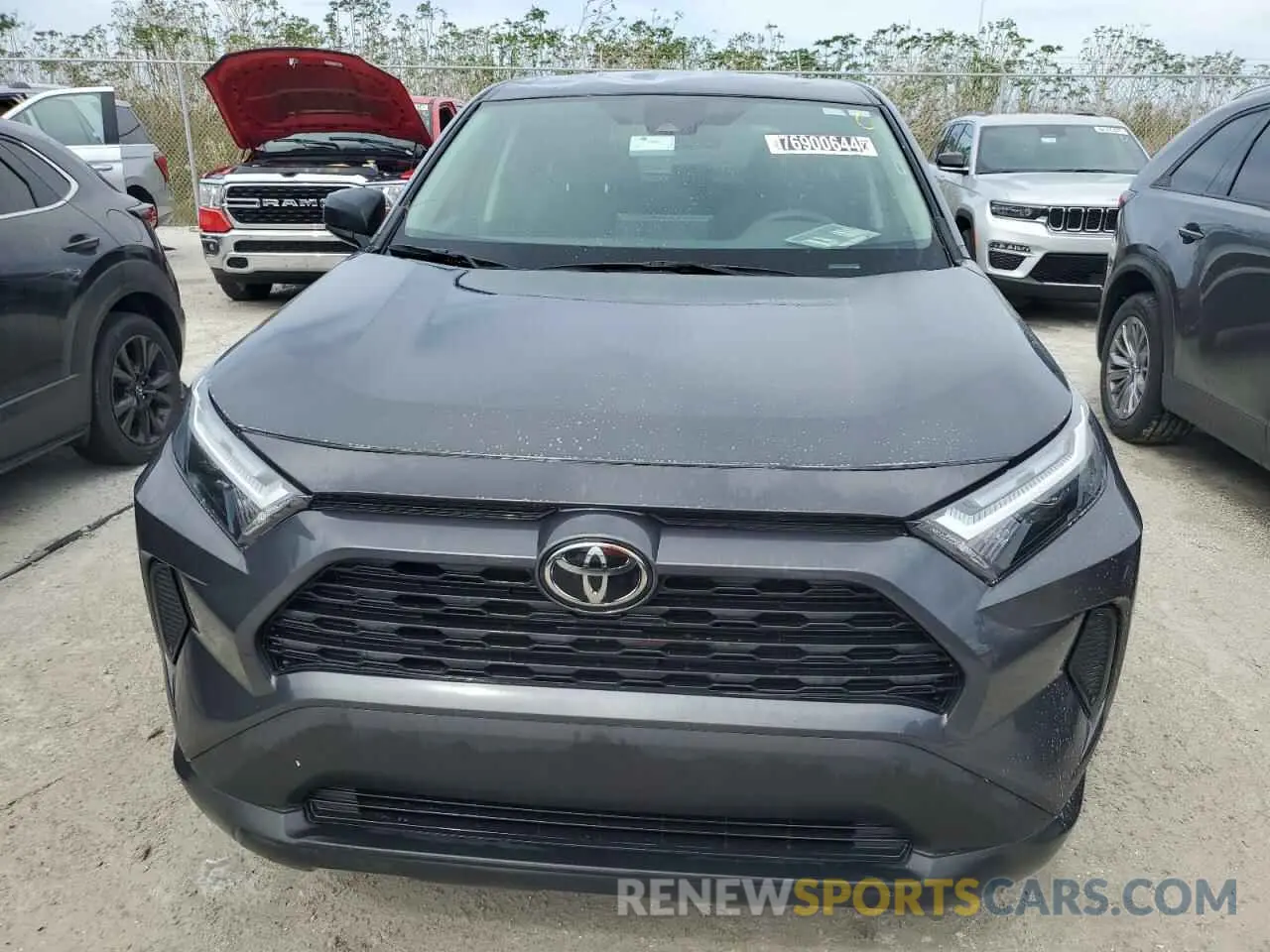 5 Photograph of a damaged car 2T3H1RFVXRW312469 TOYOTA RAV4 2024