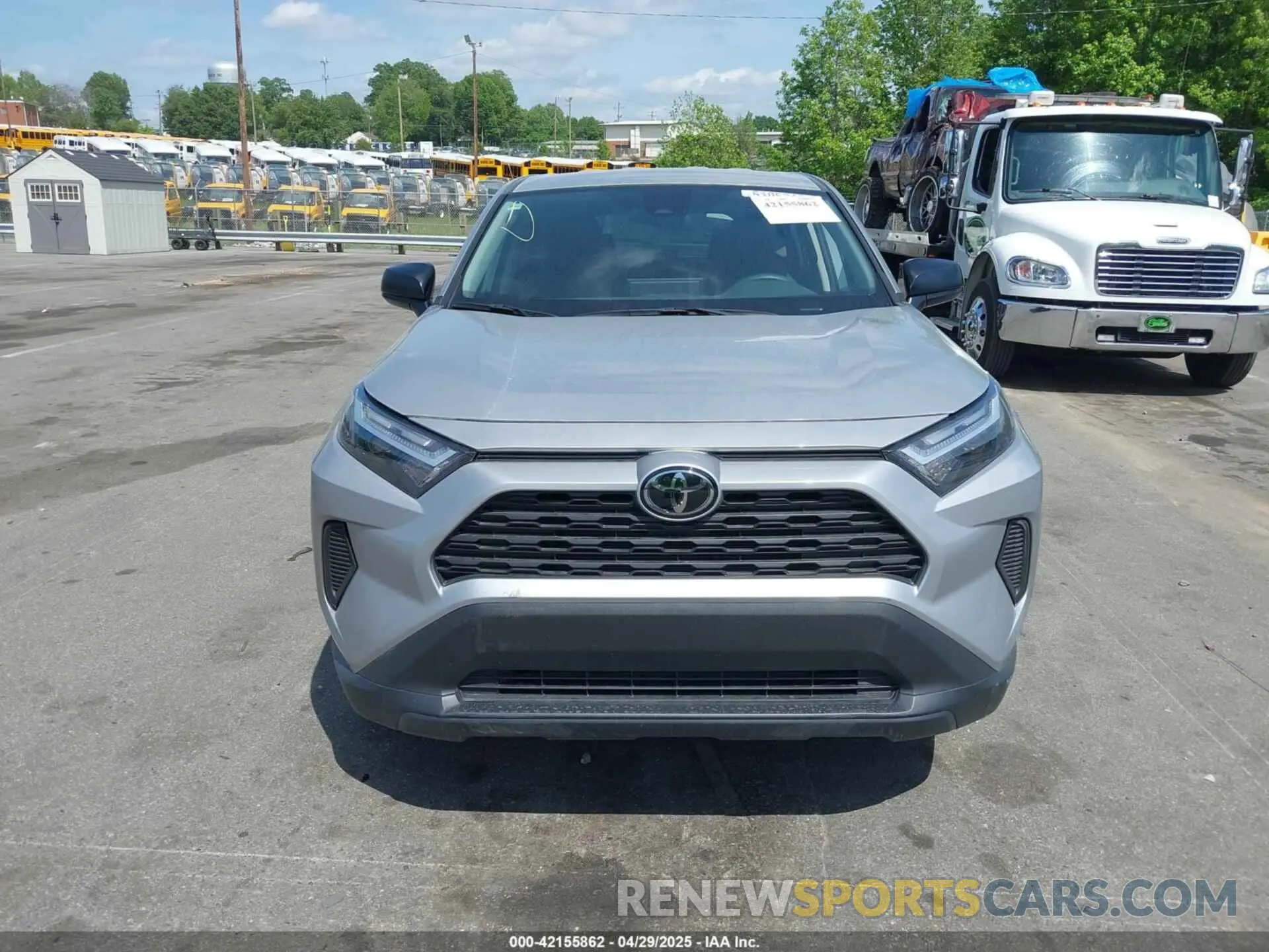 12 Photograph of a damaged car 2T3H1RFVXRW339817 TOYOTA RAV4 2024