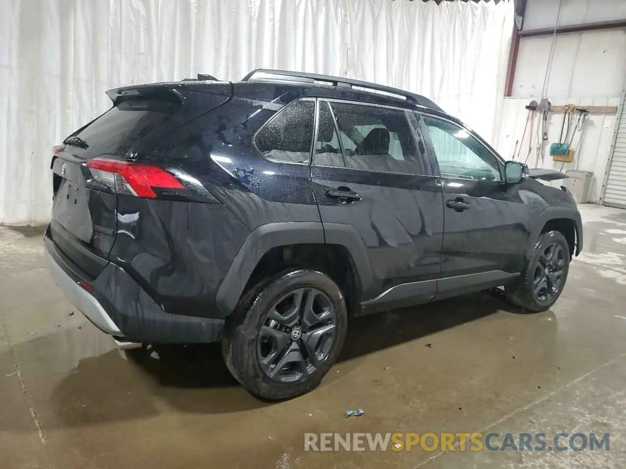 3 Photograph of a damaged car 2T3J1RFV0RW470529 TOYOTA RAV4 2024