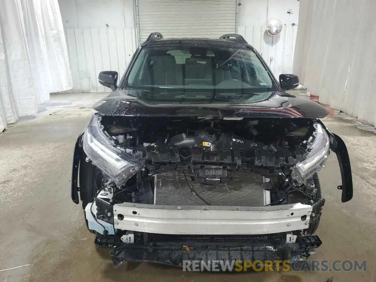 5 Photograph of a damaged car 2T3J1RFV0RW470529 TOYOTA RAV4 2024