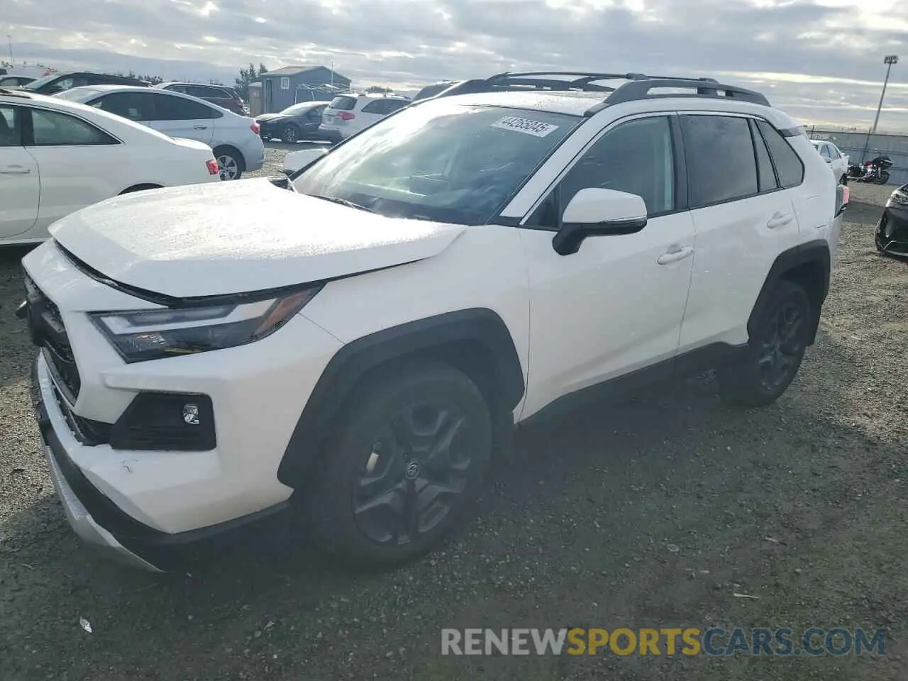 1 Photograph of a damaged car 2T3J1RFV0RW489615 TOYOTA RAV4 2024
