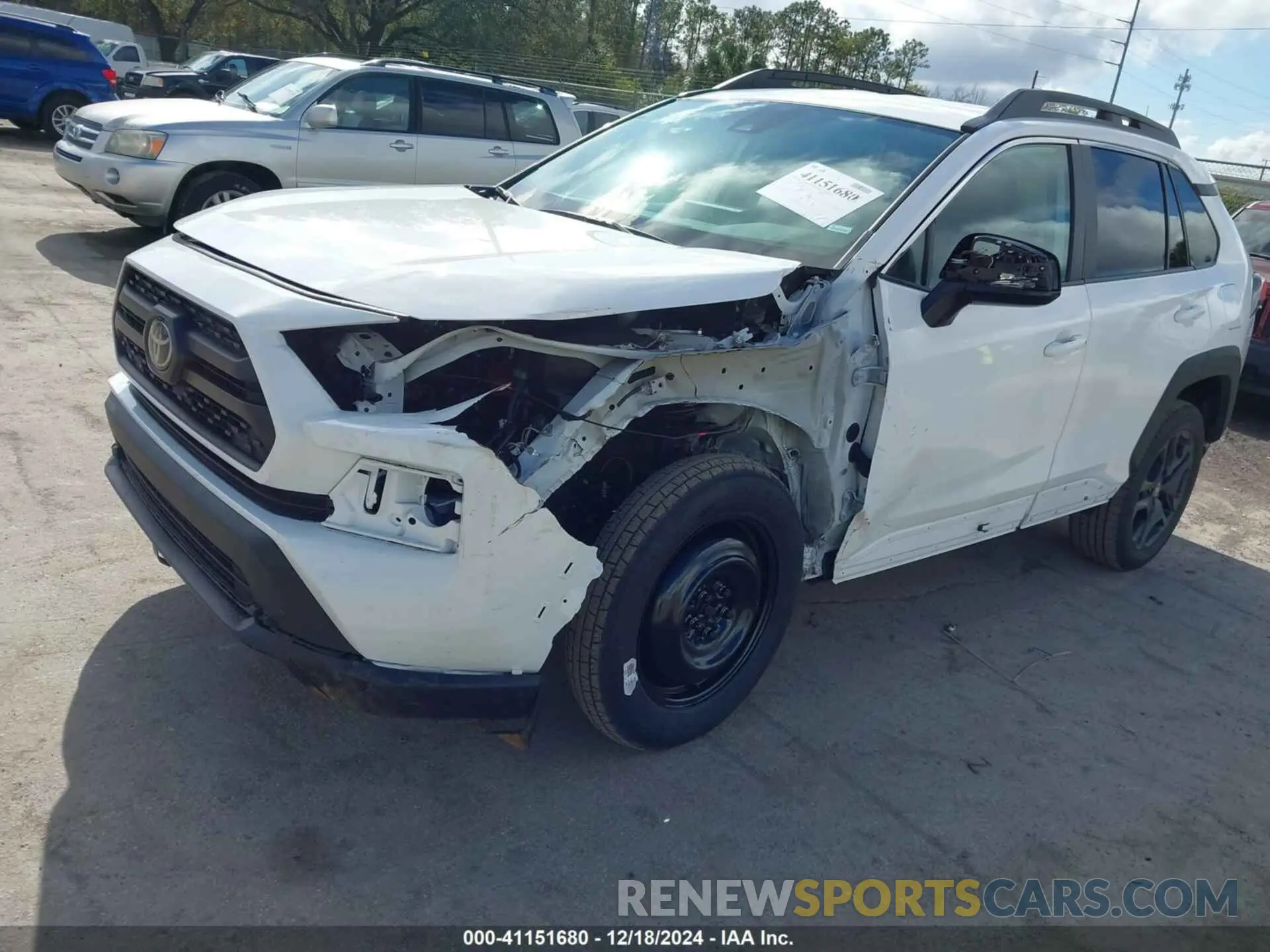 6 Photograph of a damaged car 2T3J1RFV1RW470698 TOYOTA RAV4 2024