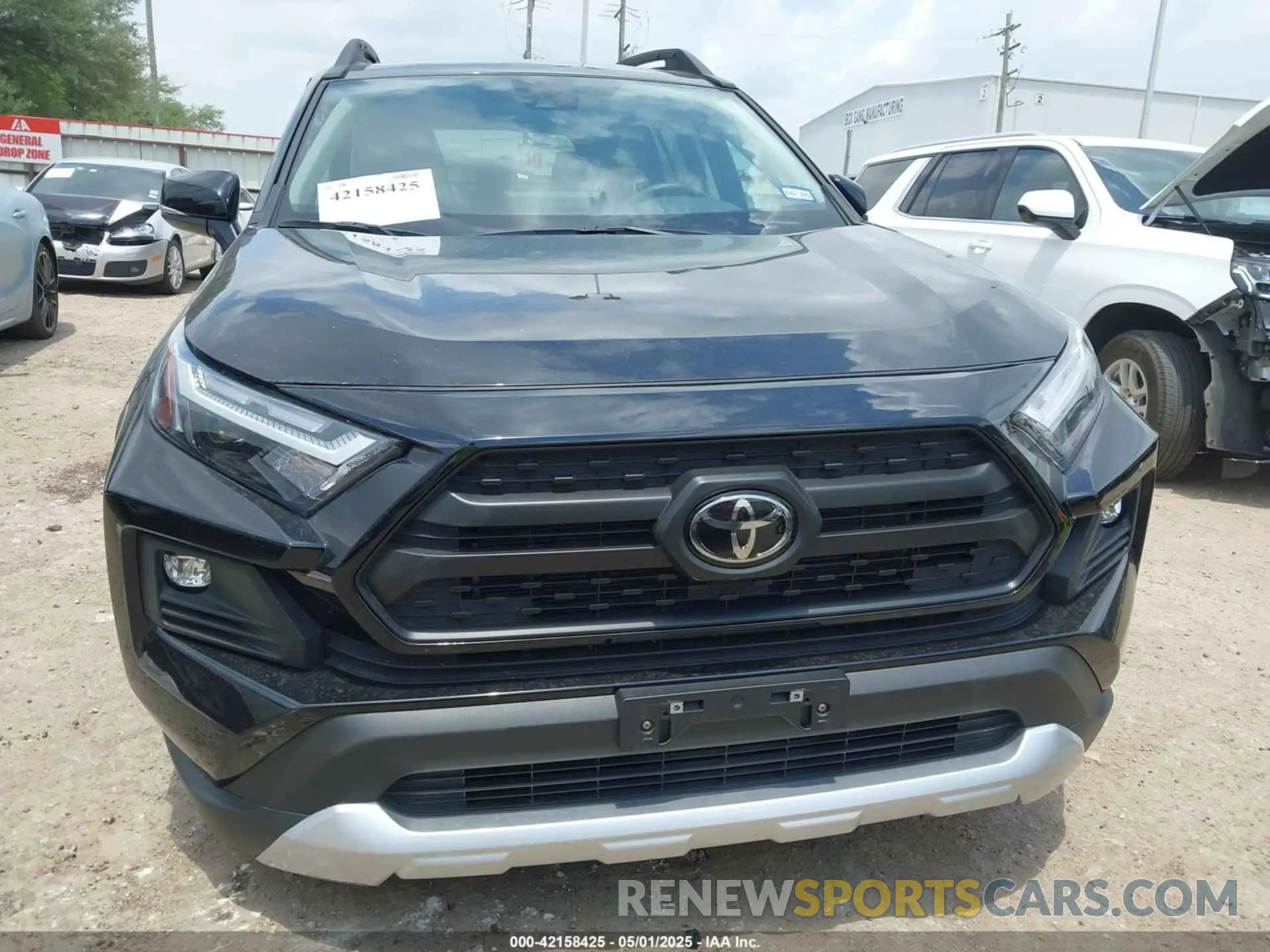 13 Photograph of a damaged car 2T3J1RFV1RW471463 TOYOTA RAV4 2024