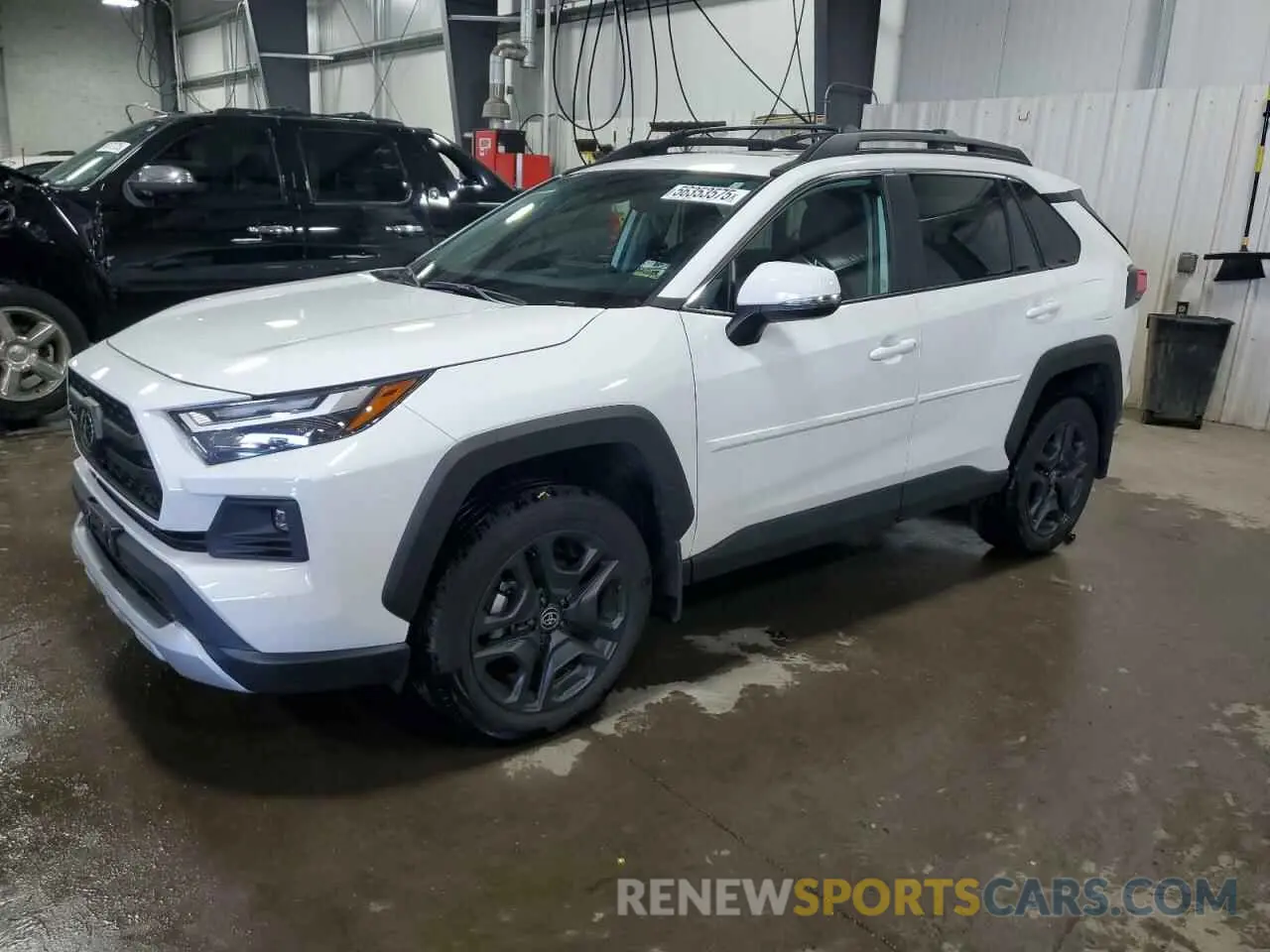 1 Photograph of a damaged car 2T3J1RFV2RW411370 TOYOTA RAV4 2024