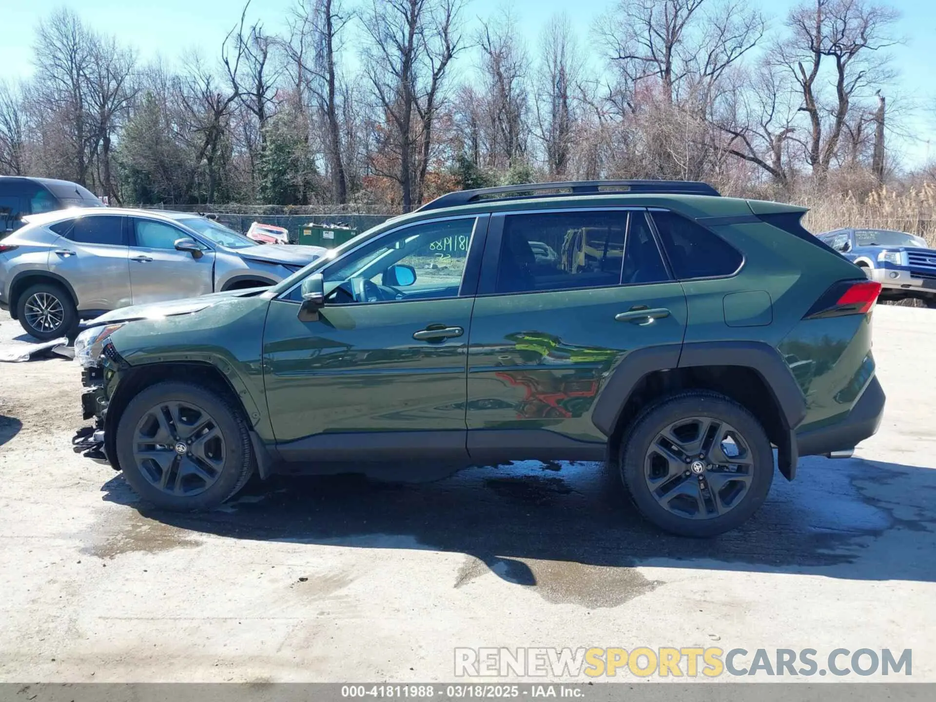 15 Photograph of a damaged car 2T3J1RFV3RW442580 TOYOTA RAV4 2024