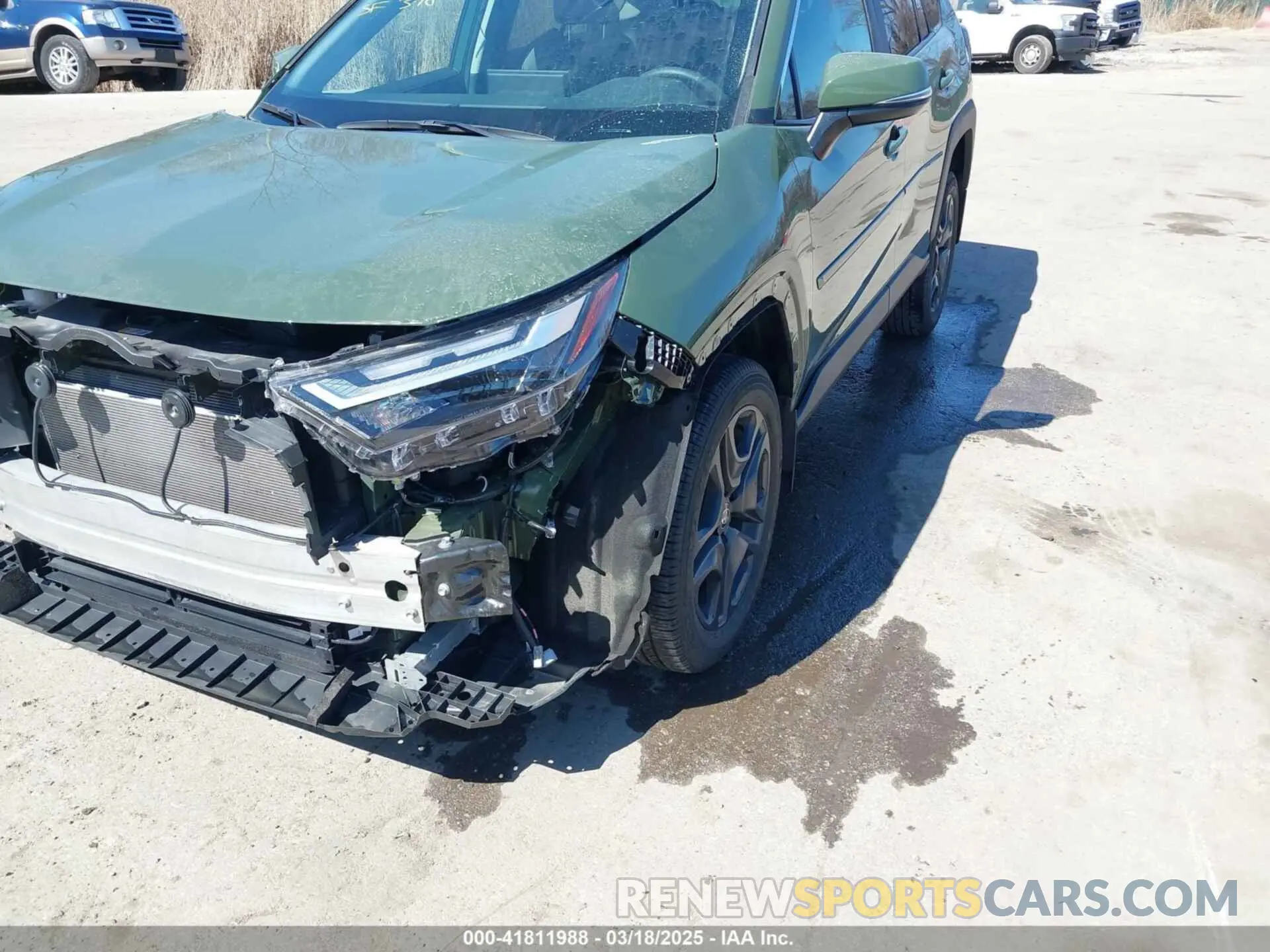 19 Photograph of a damaged car 2T3J1RFV3RW442580 TOYOTA RAV4 2024