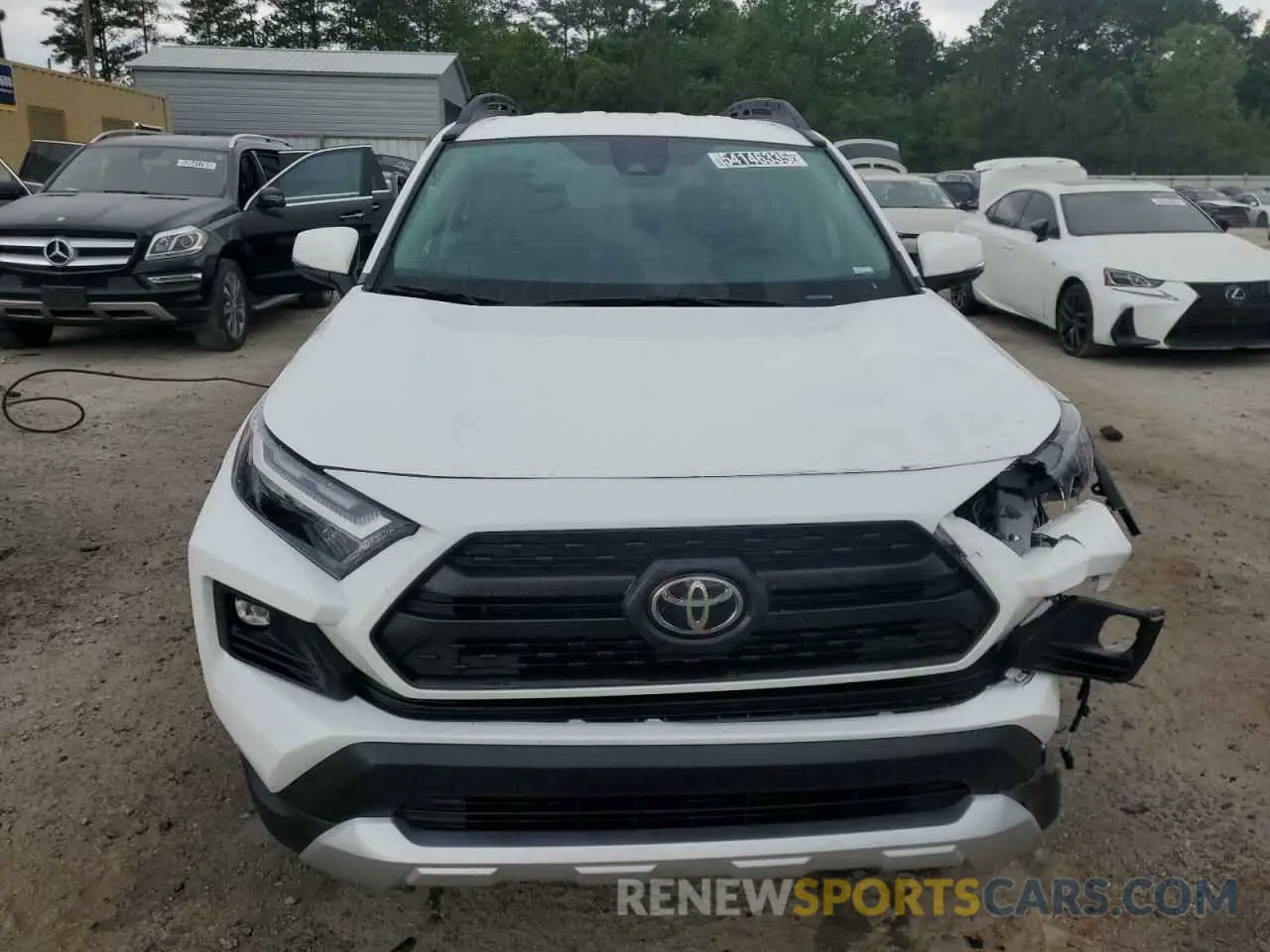 5 Photograph of a damaged car 2T3J1RFV3RW473781 TOYOTA RAV4 2024