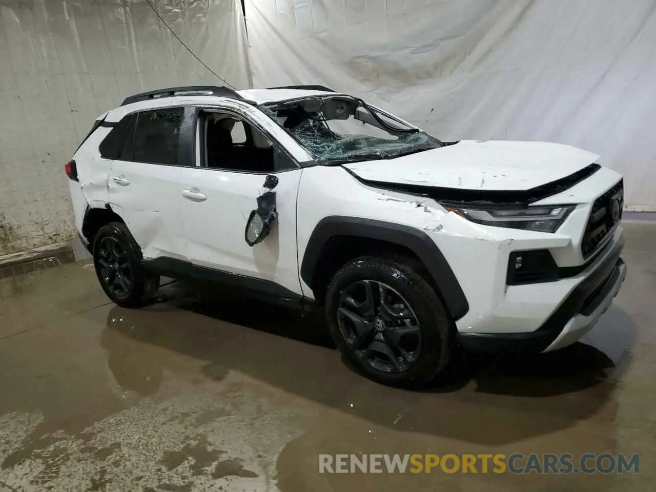 4 Photograph of a damaged car 2T3J1RFV5RW465715 TOYOTA RAV4 2024