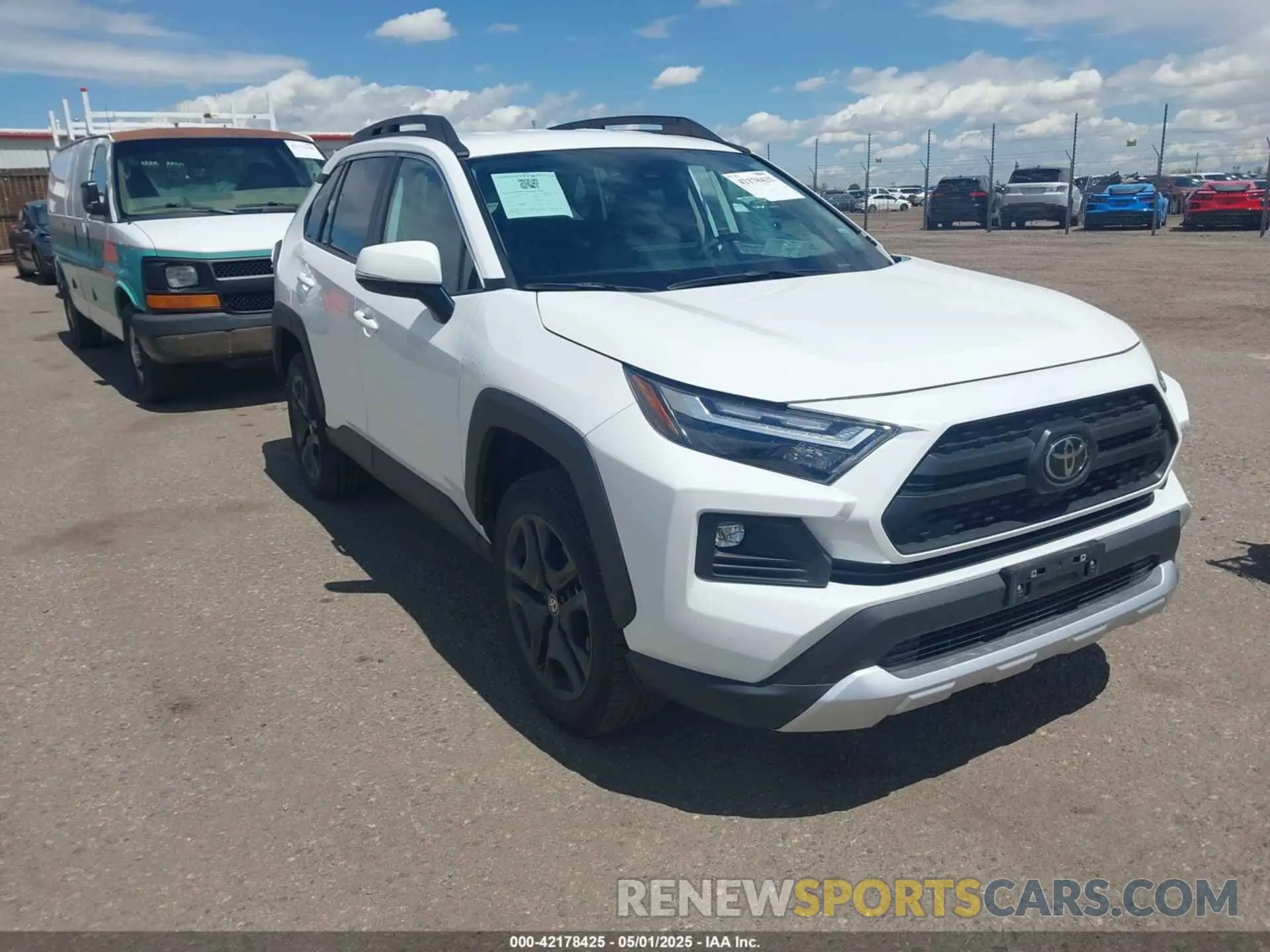 1 Photograph of a damaged car 2T3J1RFV8RW472982 TOYOTA RAV4 2024