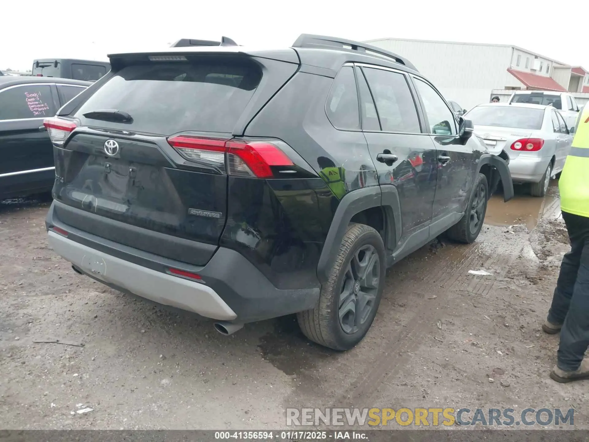 4 Photograph of a damaged car 2T3J1RFV9RW459237 TOYOTA RAV4 2024