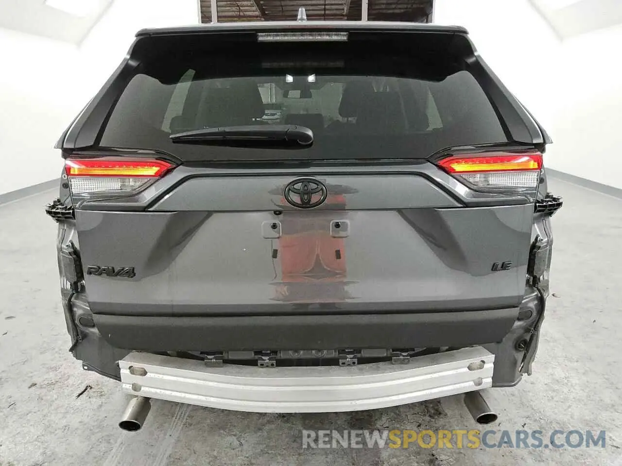 6 Photograph of a damaged car 2T3K1RFV1RC256364 TOYOTA RAV4 2024