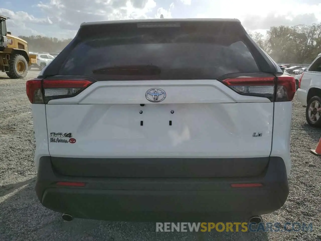 6 Photograph of a damaged car 2T3K1RFV1RW324063 TOYOTA RAV4 2024