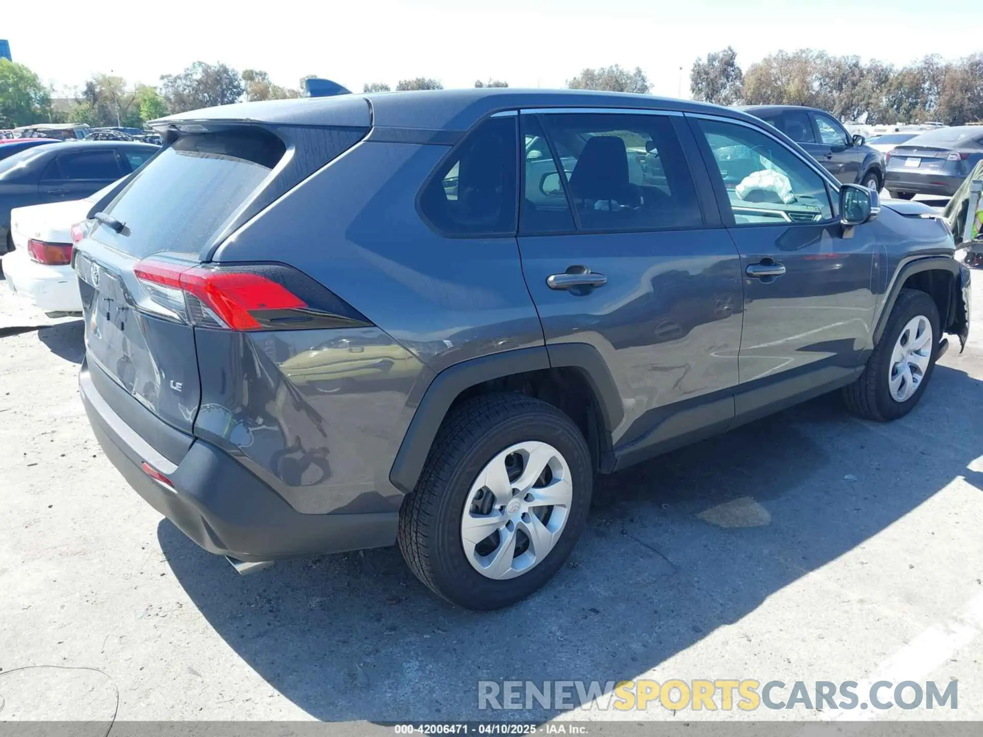 4 Photograph of a damaged car 2T3K1RFV2RW342491 TOYOTA RAV4 2024