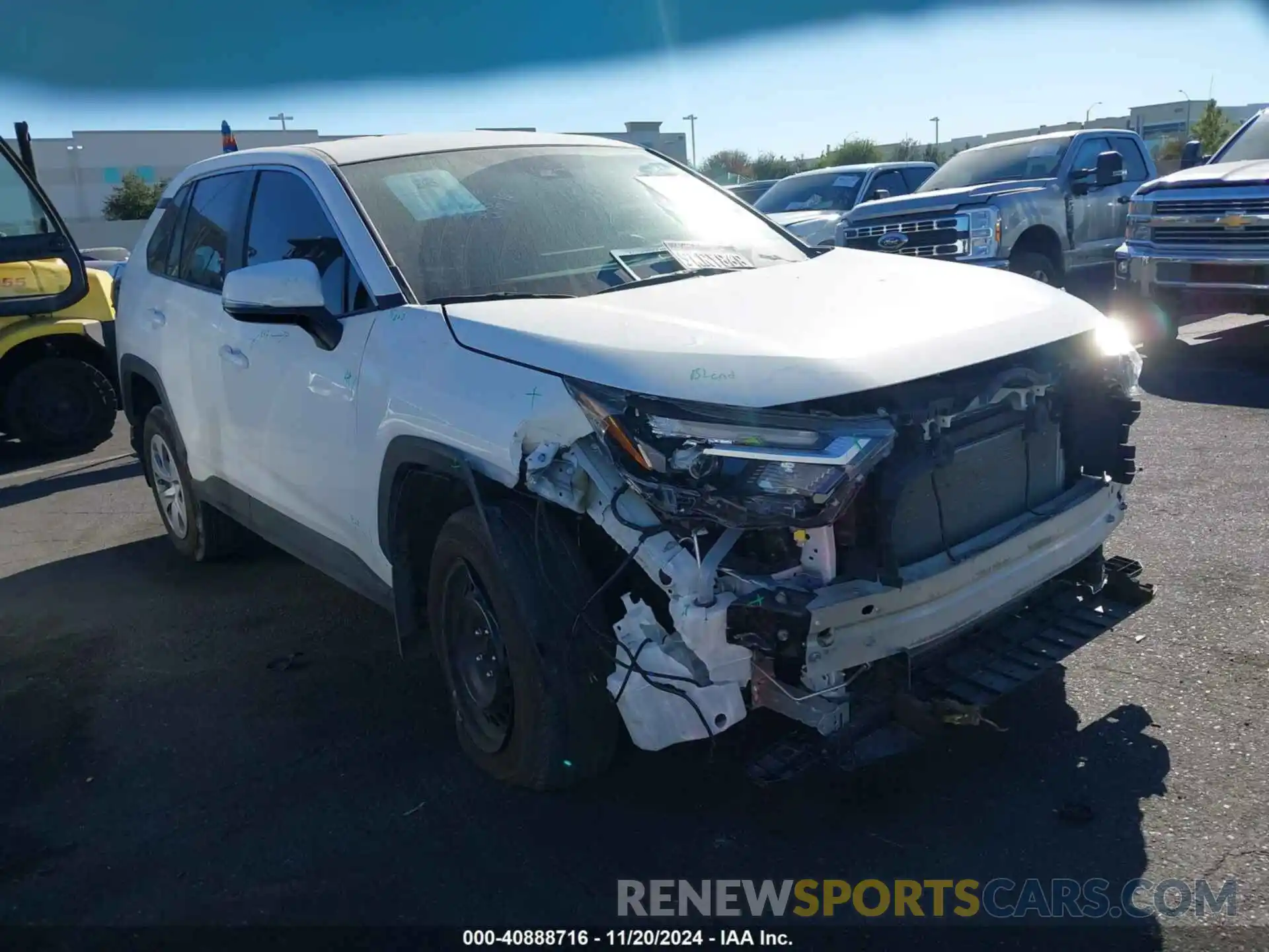 1 Photograph of a damaged car 2T3K1RFV4RW309055 TOYOTA RAV4 2024