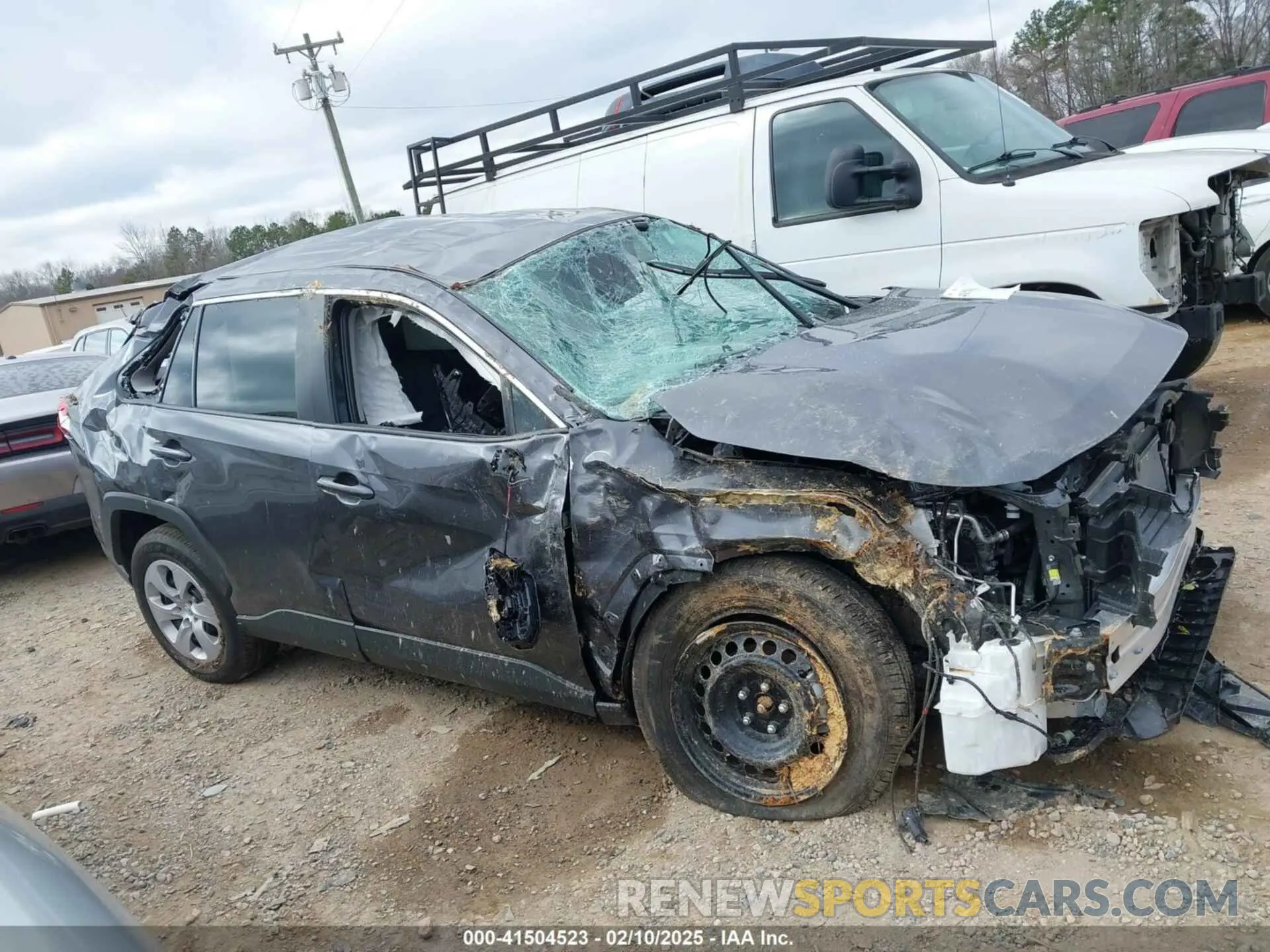 14 Photograph of a damaged car 2T3K1RFV7RC277770 TOYOTA RAV4 2024