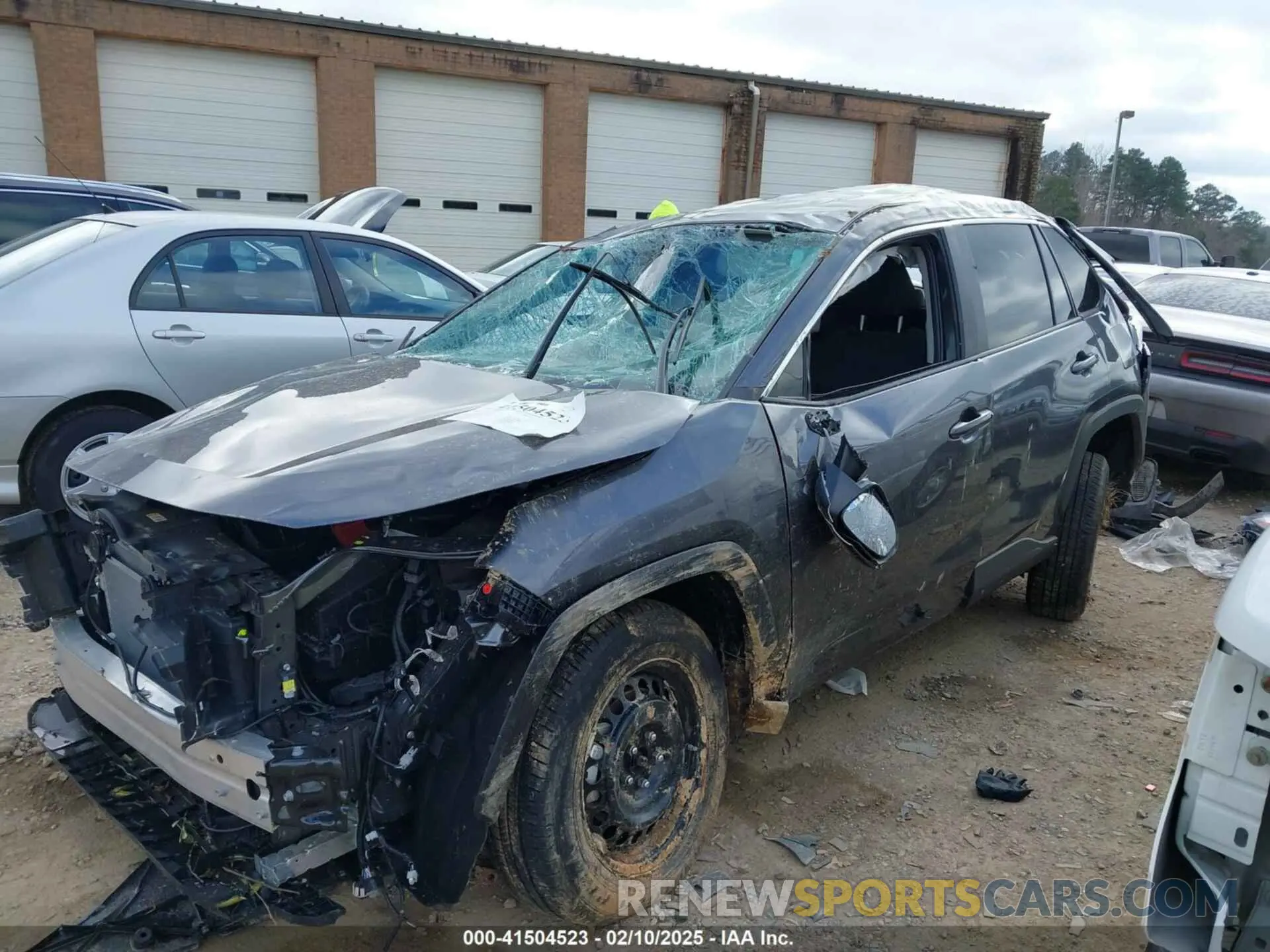 15 Photograph of a damaged car 2T3K1RFV7RC277770 TOYOTA RAV4 2024