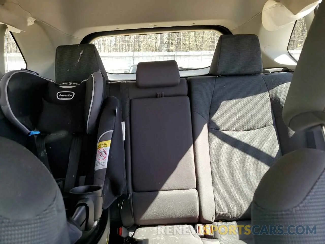 10 Photograph of a damaged car 2T3K1RFV8RW358212 TOYOTA RAV4 2024