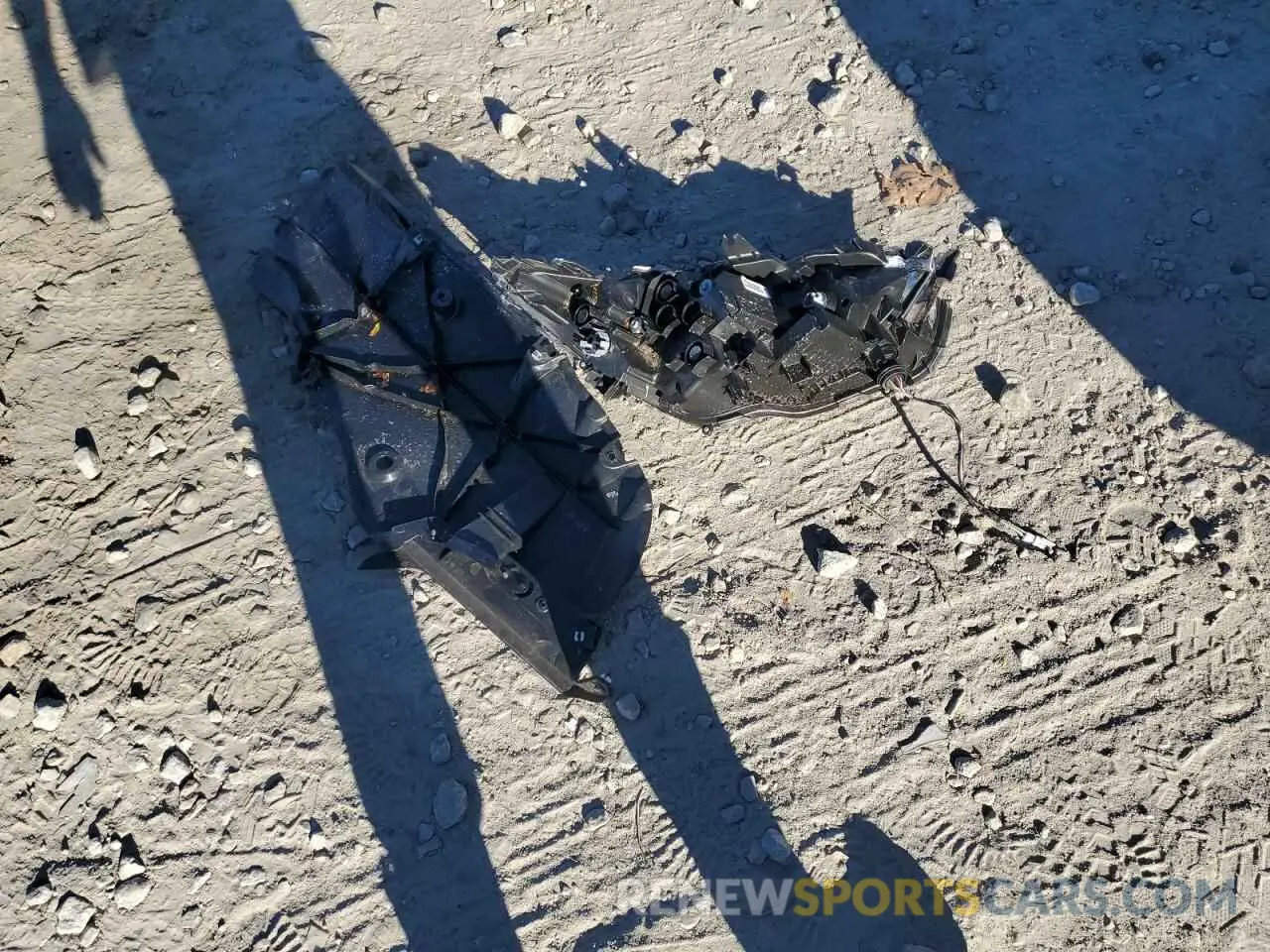 13 Photograph of a damaged car 2T3LWRFV2RW240968 TOYOTA RAV4 2024