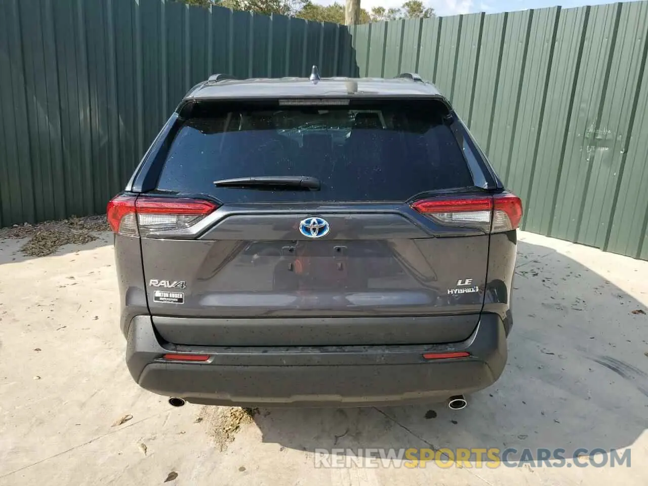 6 Photograph of a damaged car 2T3LWRFV3RW225024 TOYOTA RAV4 2024