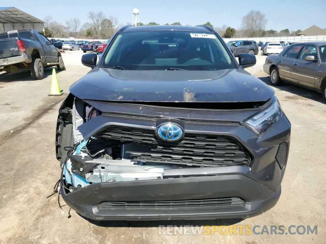 5 Photograph of a damaged car 2T3LWRFV8RW202757 TOYOTA RAV4 2024