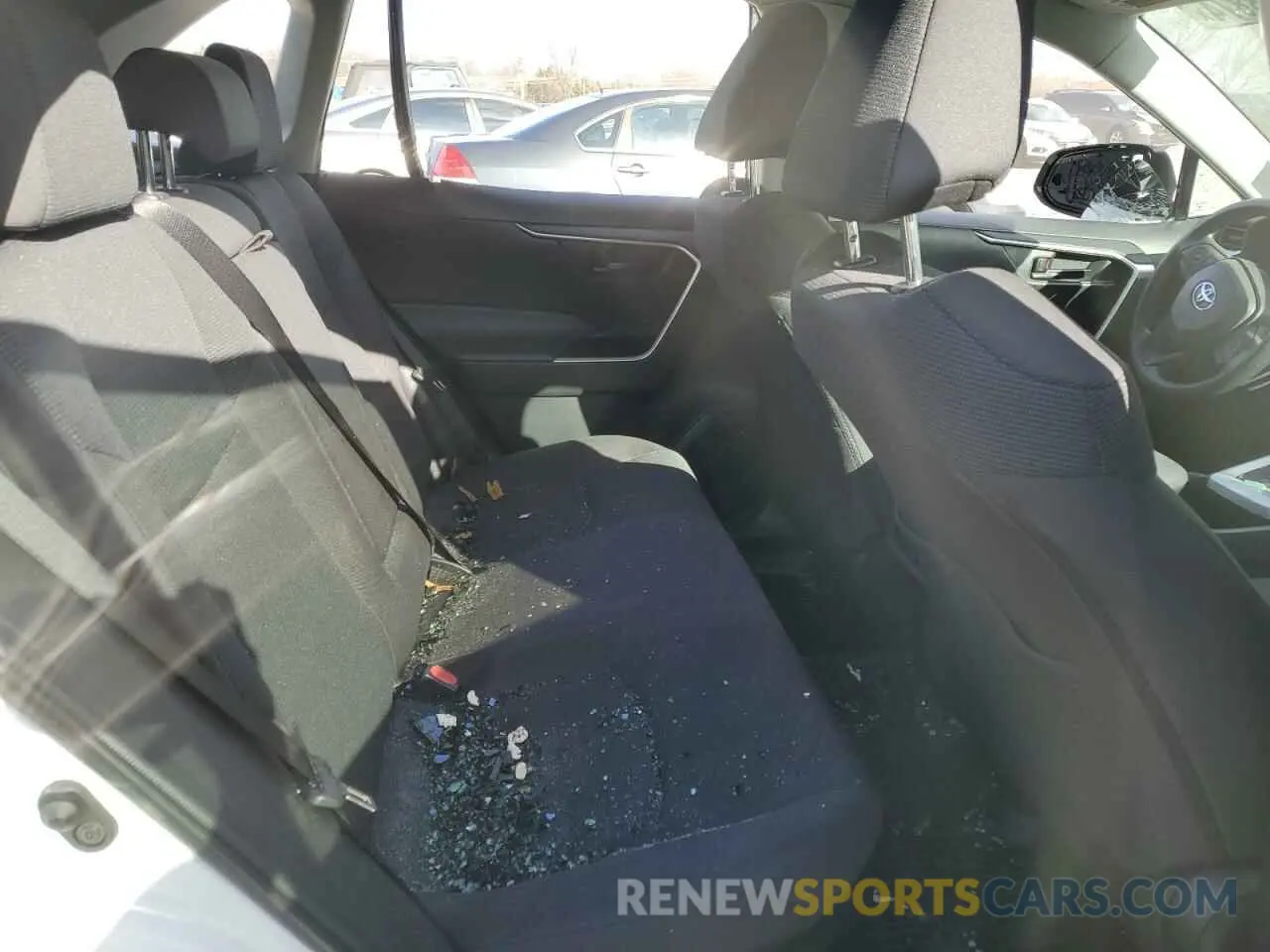 11 Photograph of a damaged car 2T3MWRFV7RW204312 TOYOTA RAV4 2024